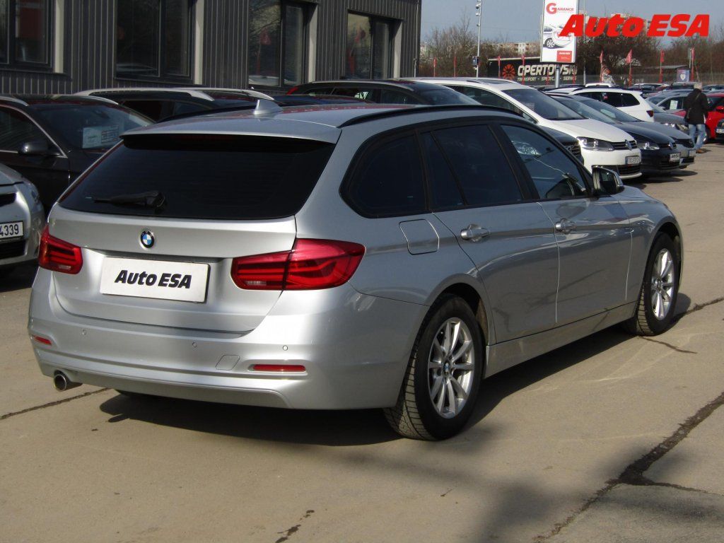 BMW Řada 3, 2.0 D 316 d - fotka 4