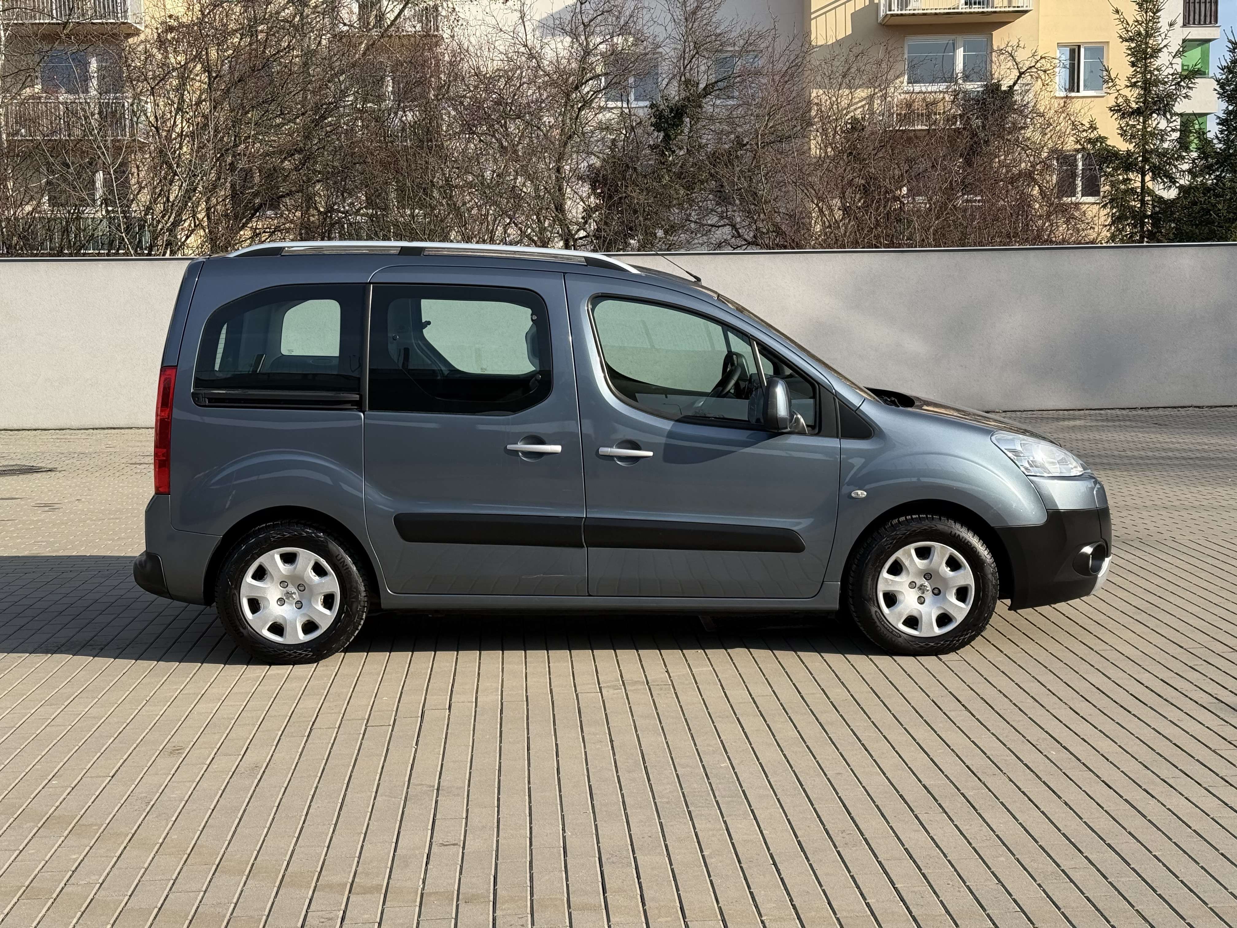 Peugeot Partner, 1.6 16V, 80kw TENDANCE, Servis - fotka 5