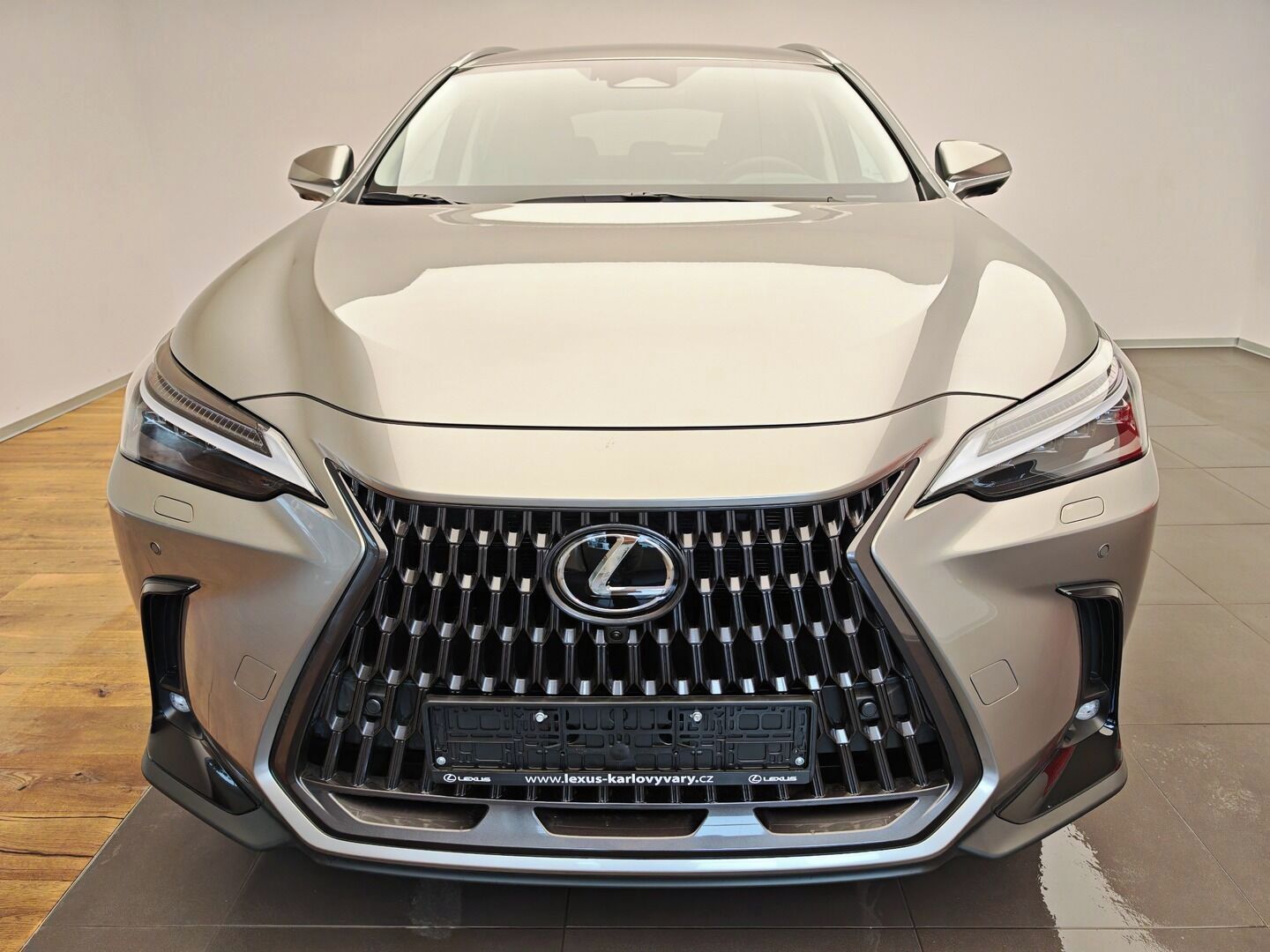 Lexus NX 350h, 350h PRESTIGE - fotka 2