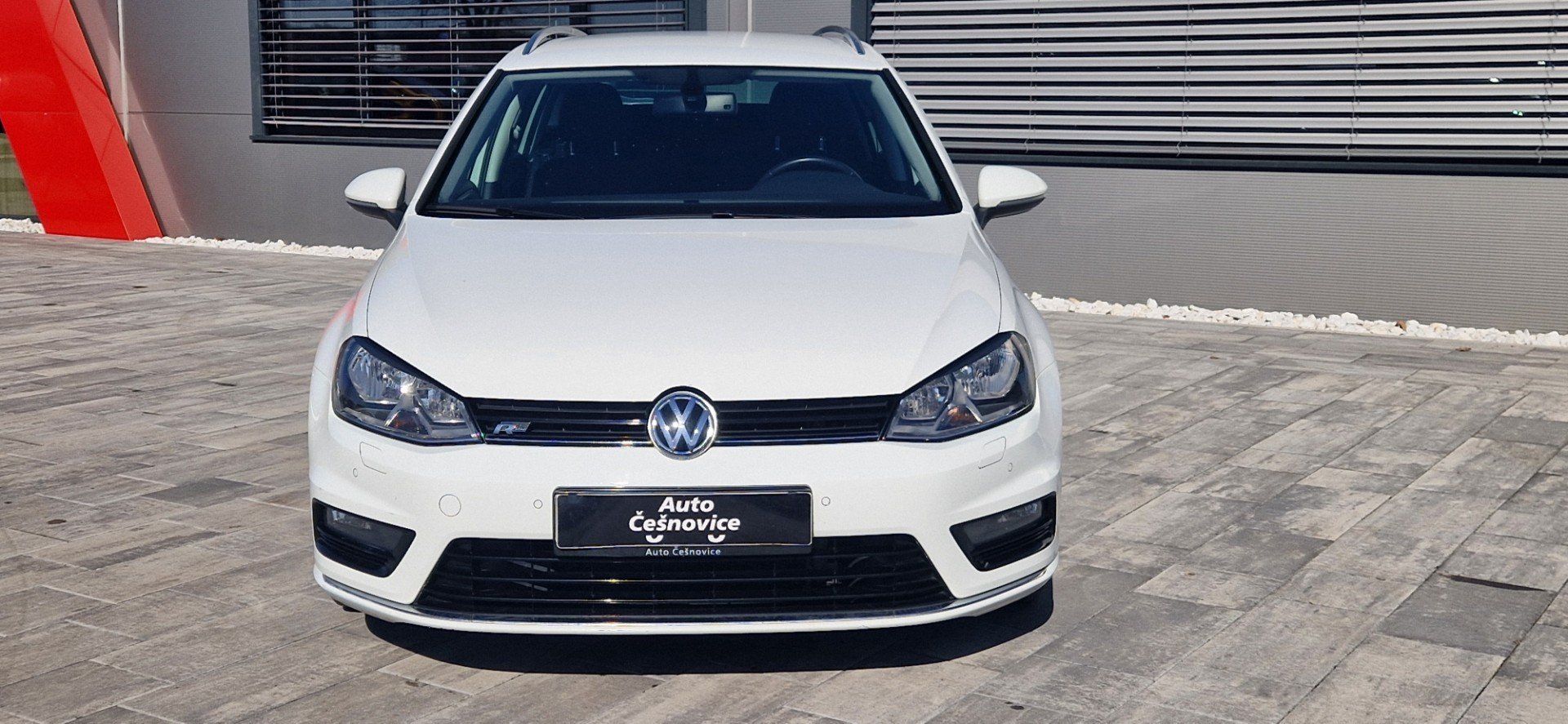 Volkswagen Golf, R-line 1.6TDI 81kW - fotka 2