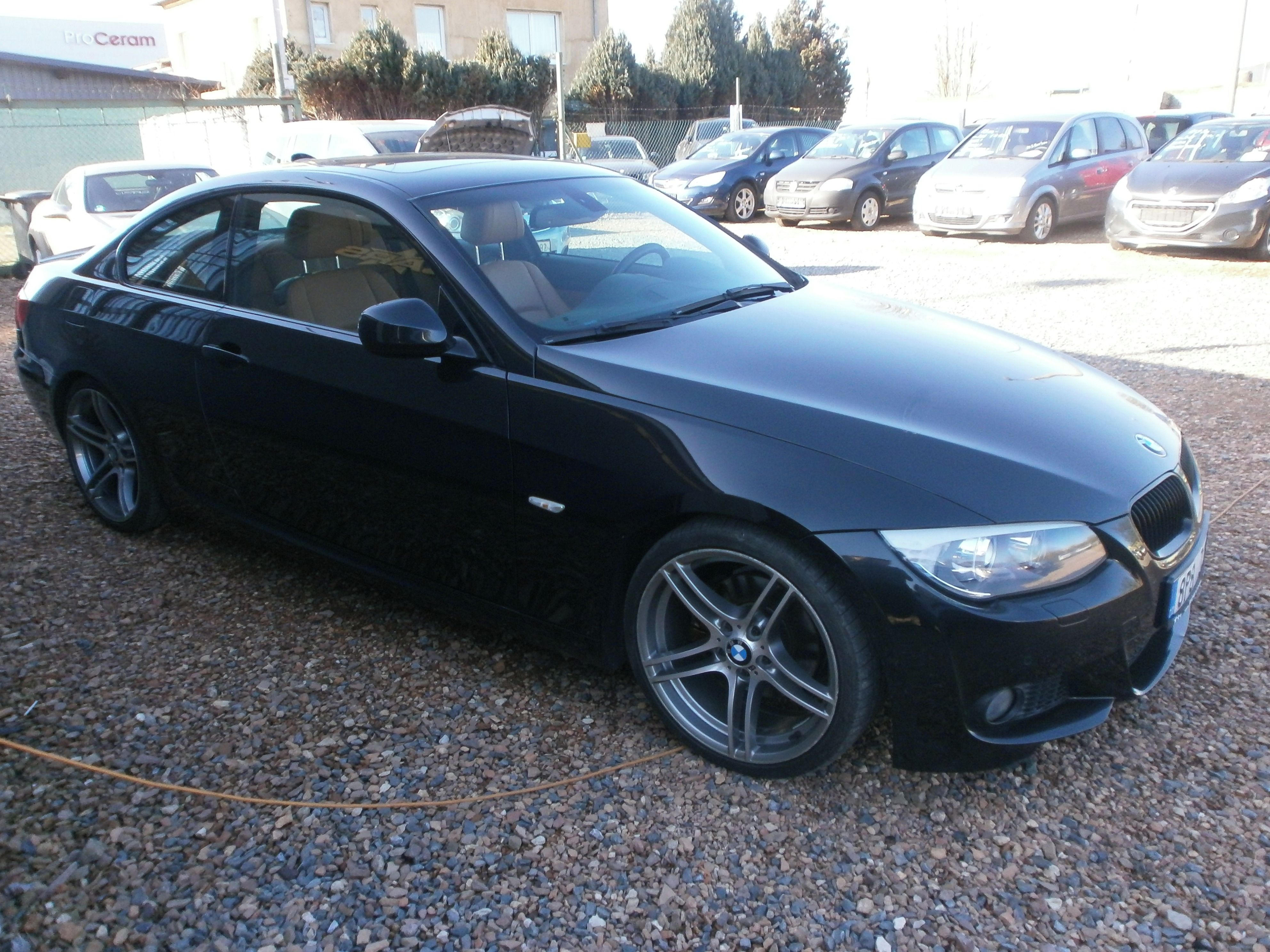 BMW Řada 3, 320D-SERVISNÍ KNIHA,133000KM! - fotka 4
