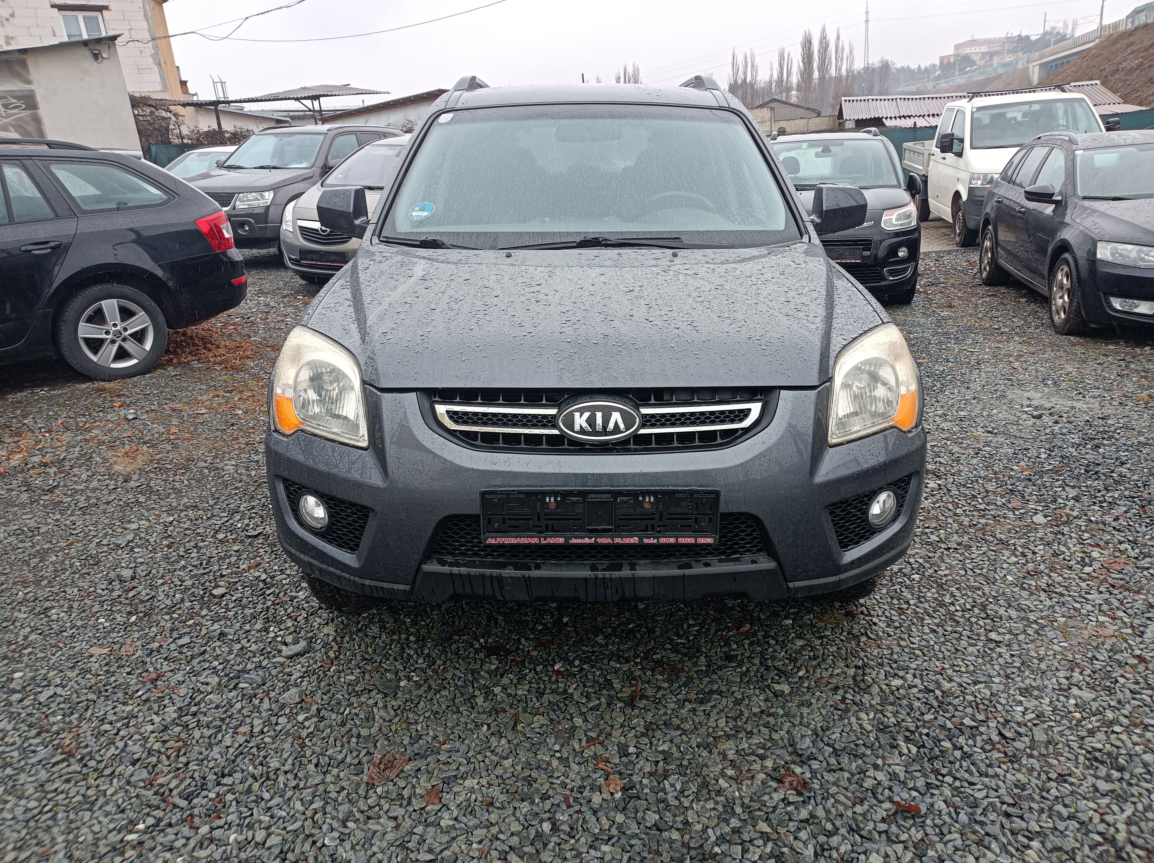Kia Sportage, 2.0-104kw,r.09,d.klima,s.kniha - fotka 2
