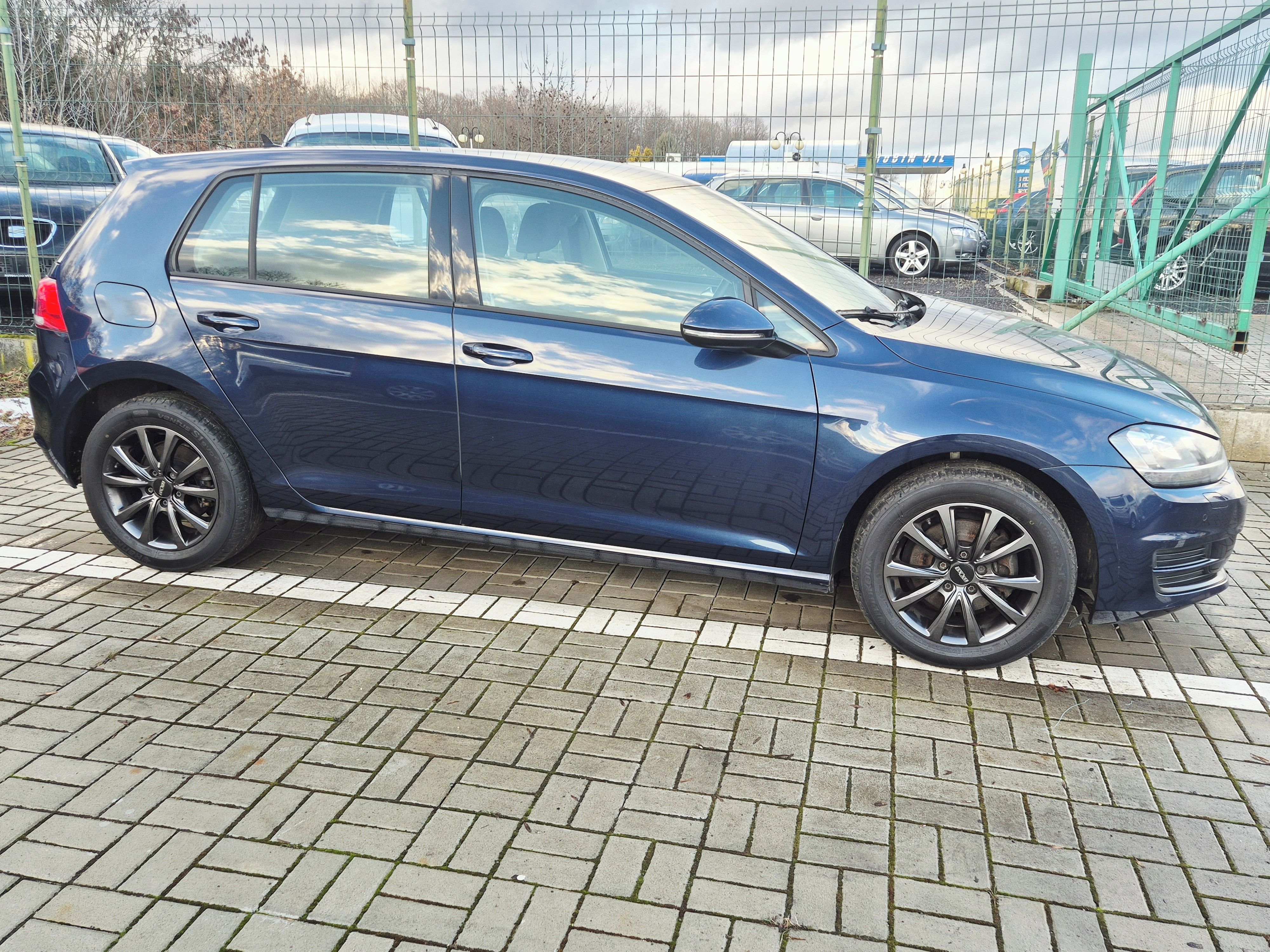Volkswagen Golf, 1.4 TSI - TOP STAV - fotka 3