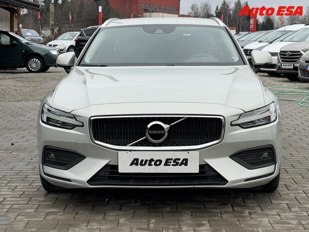 Volvo V60, 2.0 D,AT,navi,LED - fotka 2