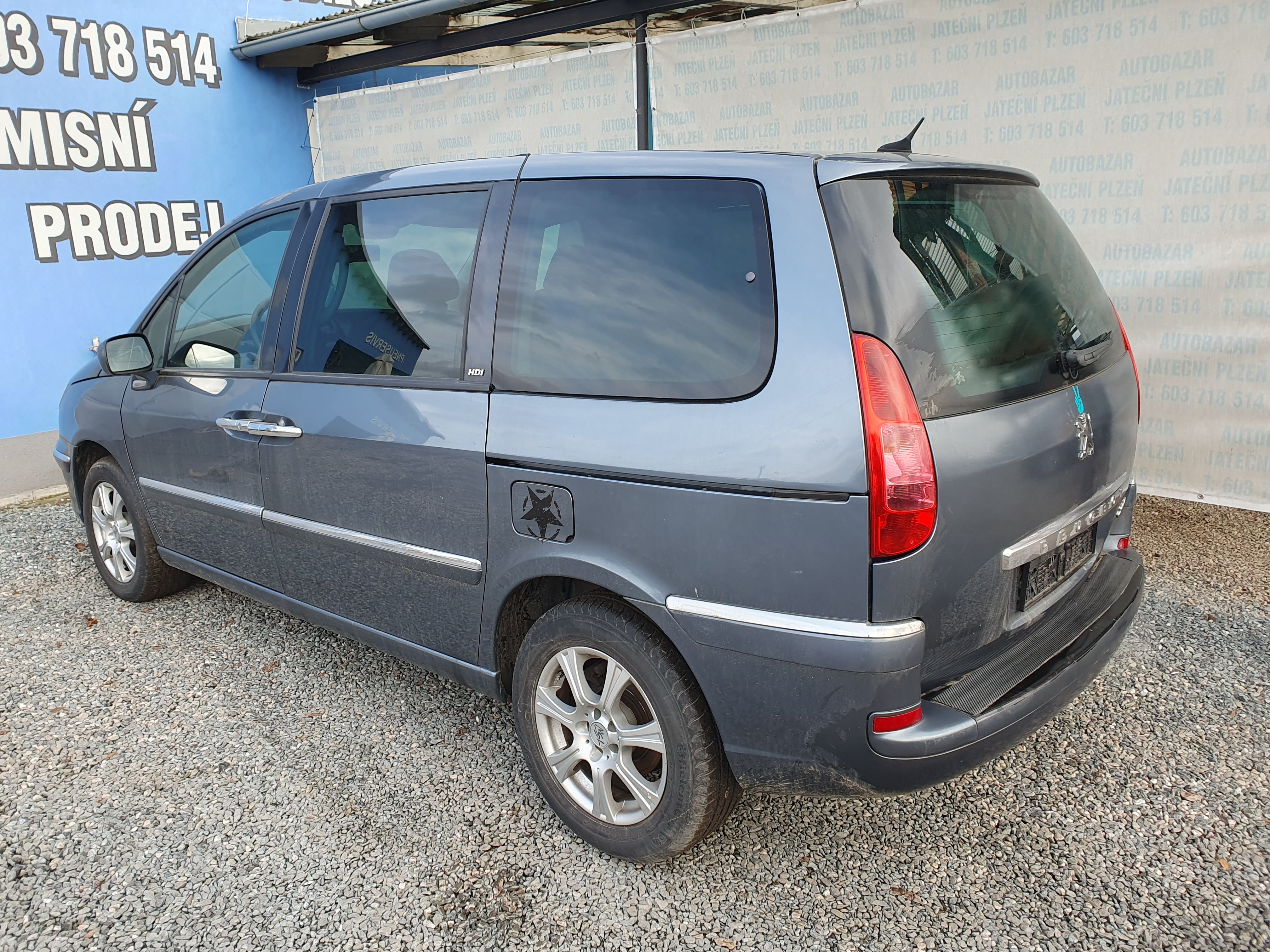 Peugeot 807, 2.2 HDI 125 KW 8 MÍST - fotka 6