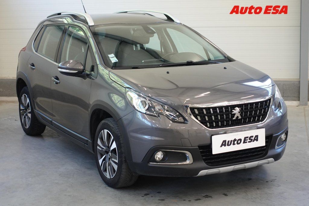 Peugeot 2008, 1.2 PT,Allure,navi