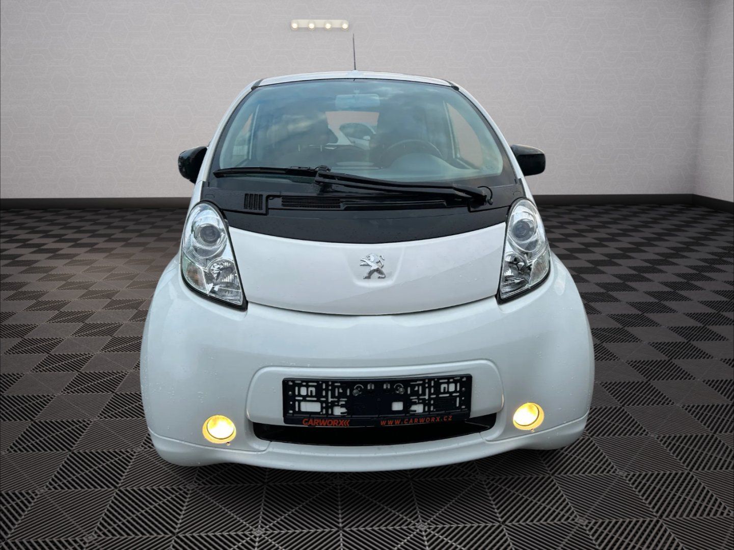 Peugeot Ion, 49Kw - fotka 2