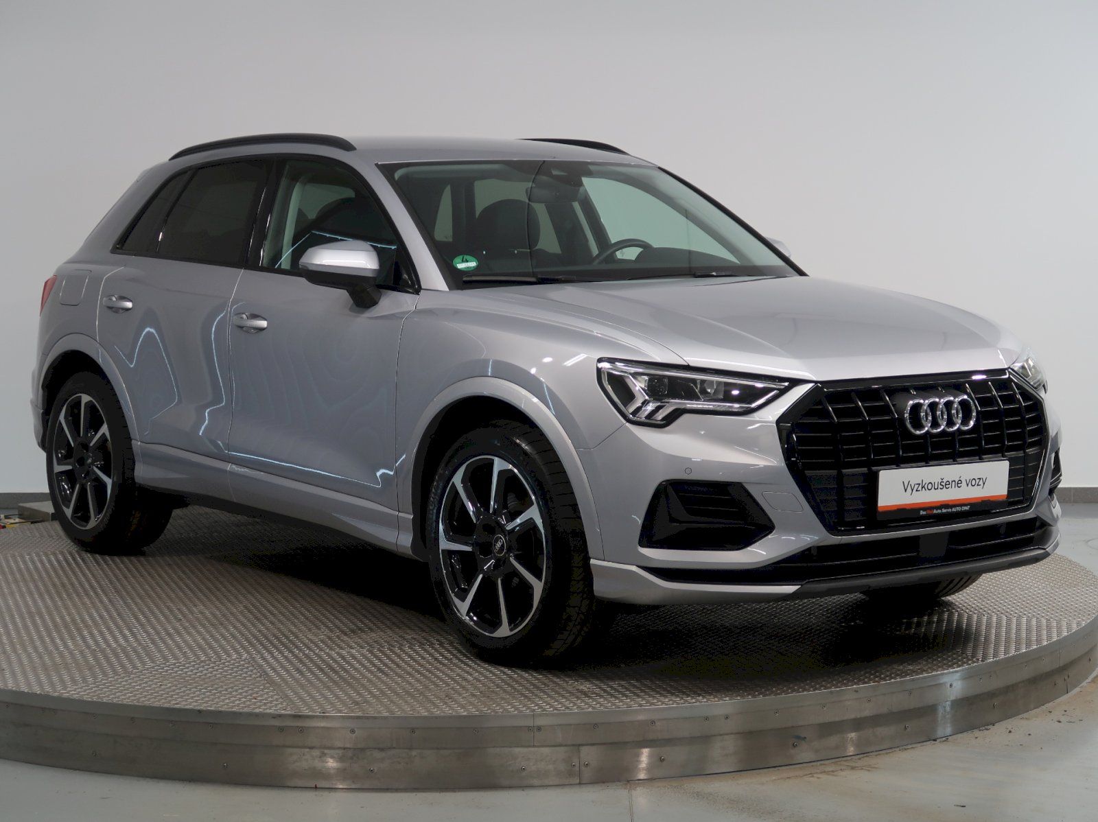 Audi Q3, S-LINE 1.5TSI 110KW - fotka 6