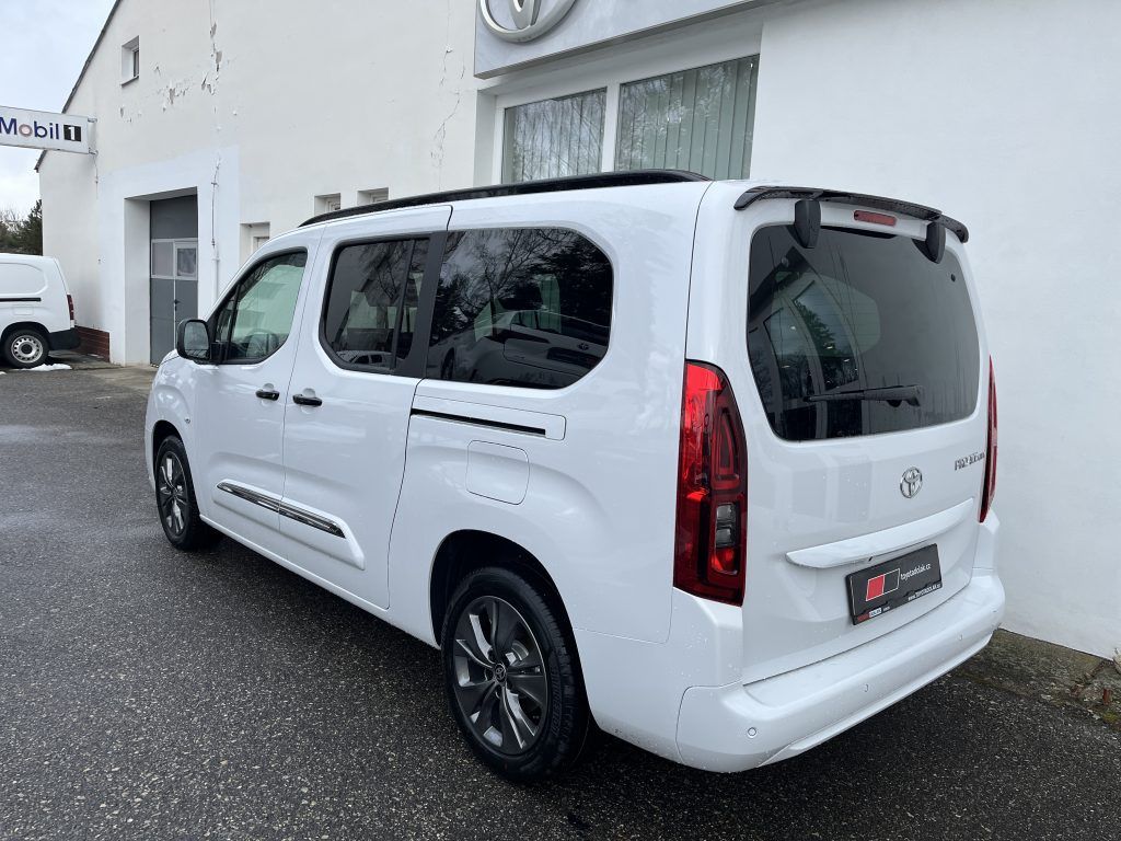 Toyota Proace City Verso, 1.5L D Family - fotka 5