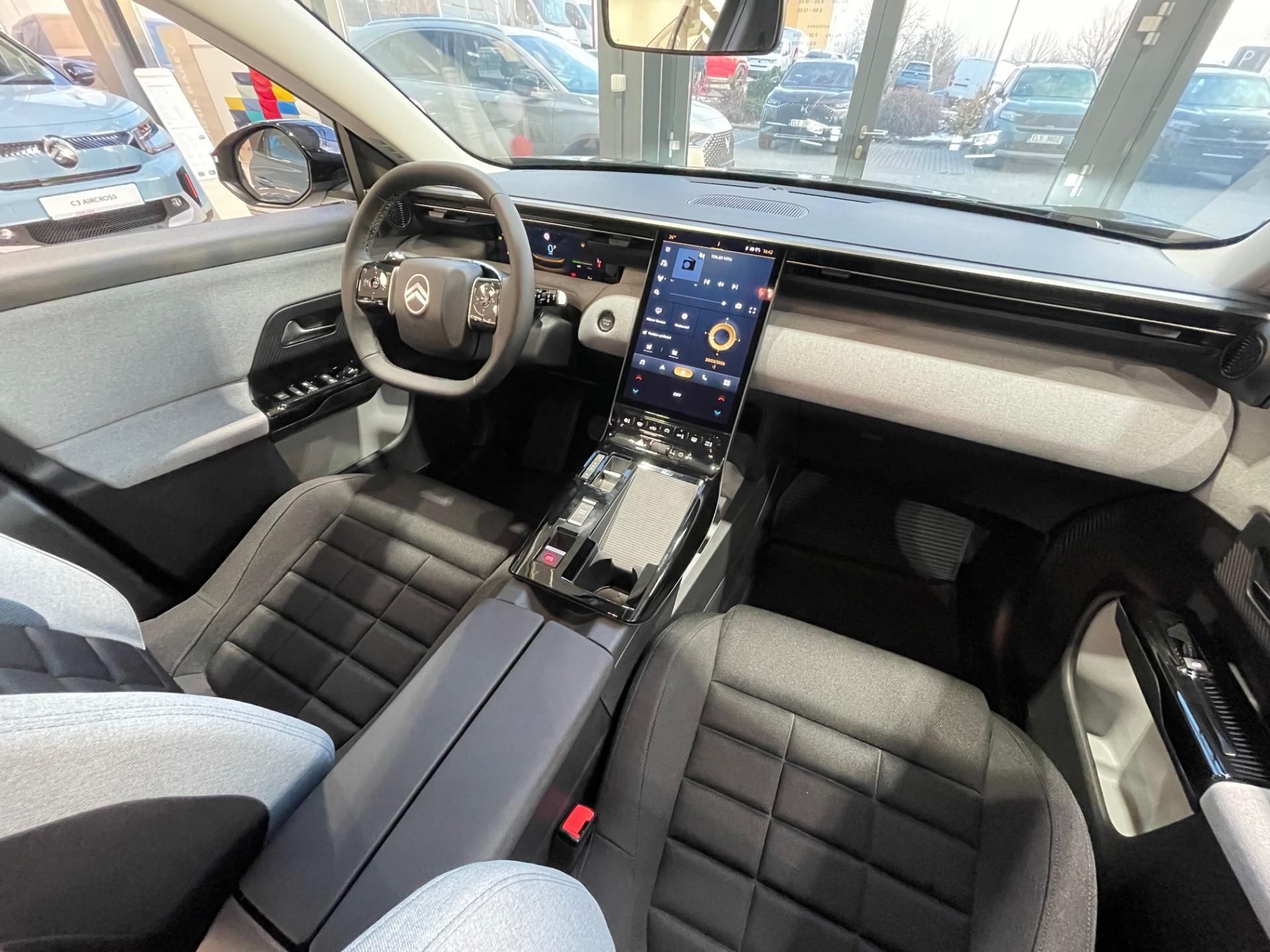 Citroën C5 Aircross, 1,2   YOU Hybrid 145 Automatic - fotka 5