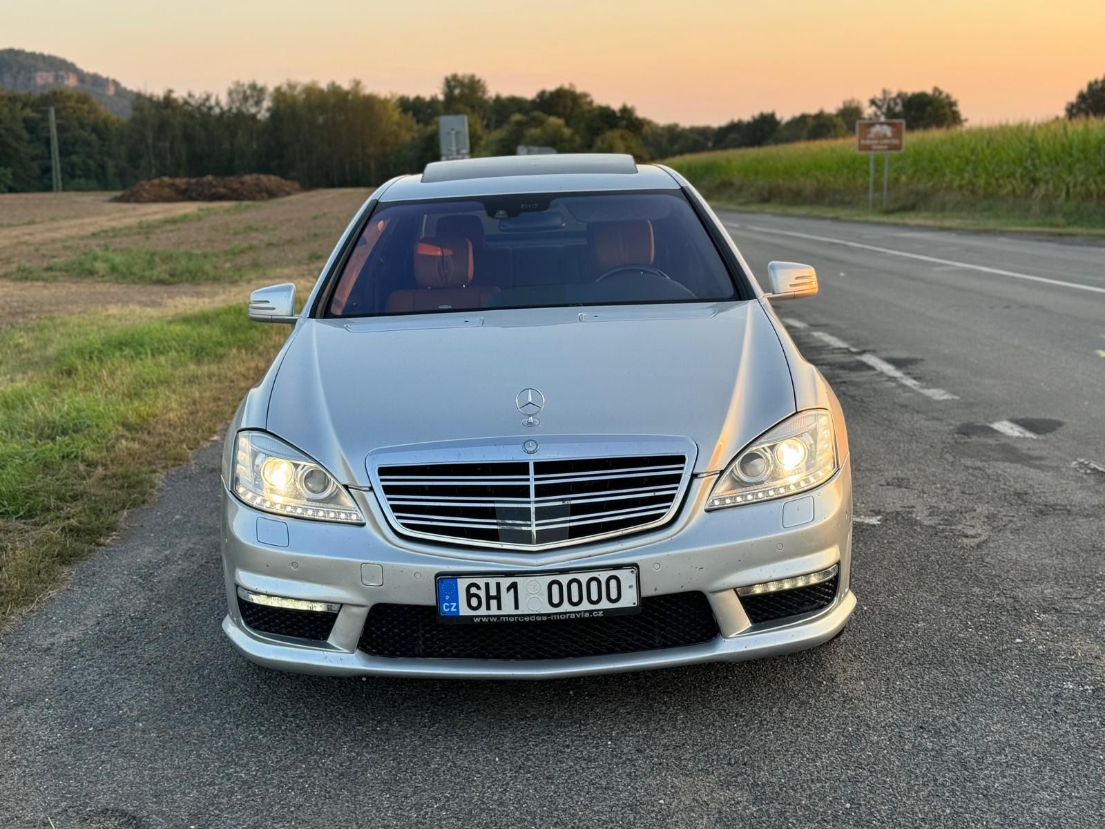Mercedes-Benz Třídy S, S65 AMG 450kw - fotka 3