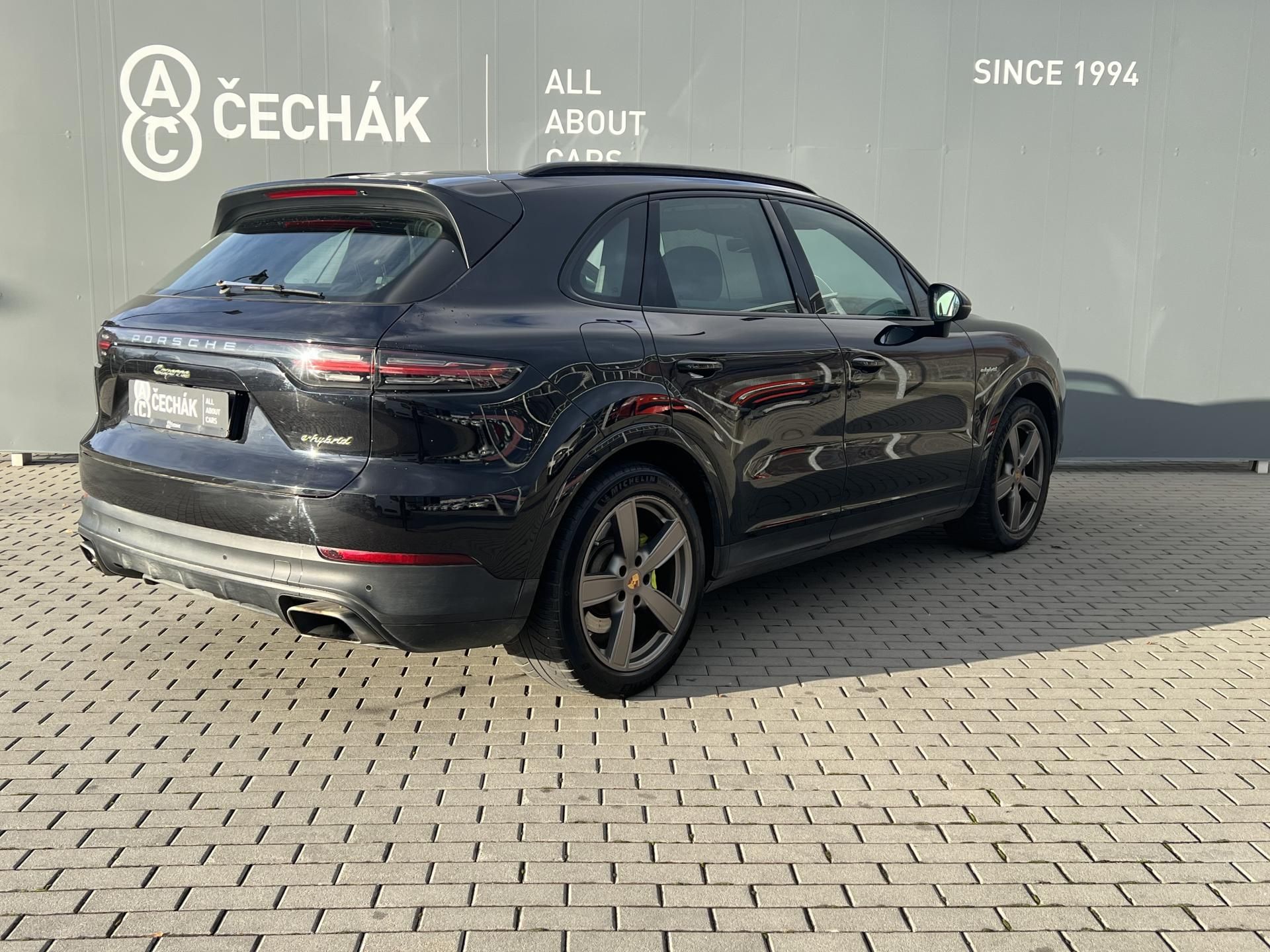 Porsche Cayenne, 3.0i*V6*250KW*E-Hybrid - fotka 5