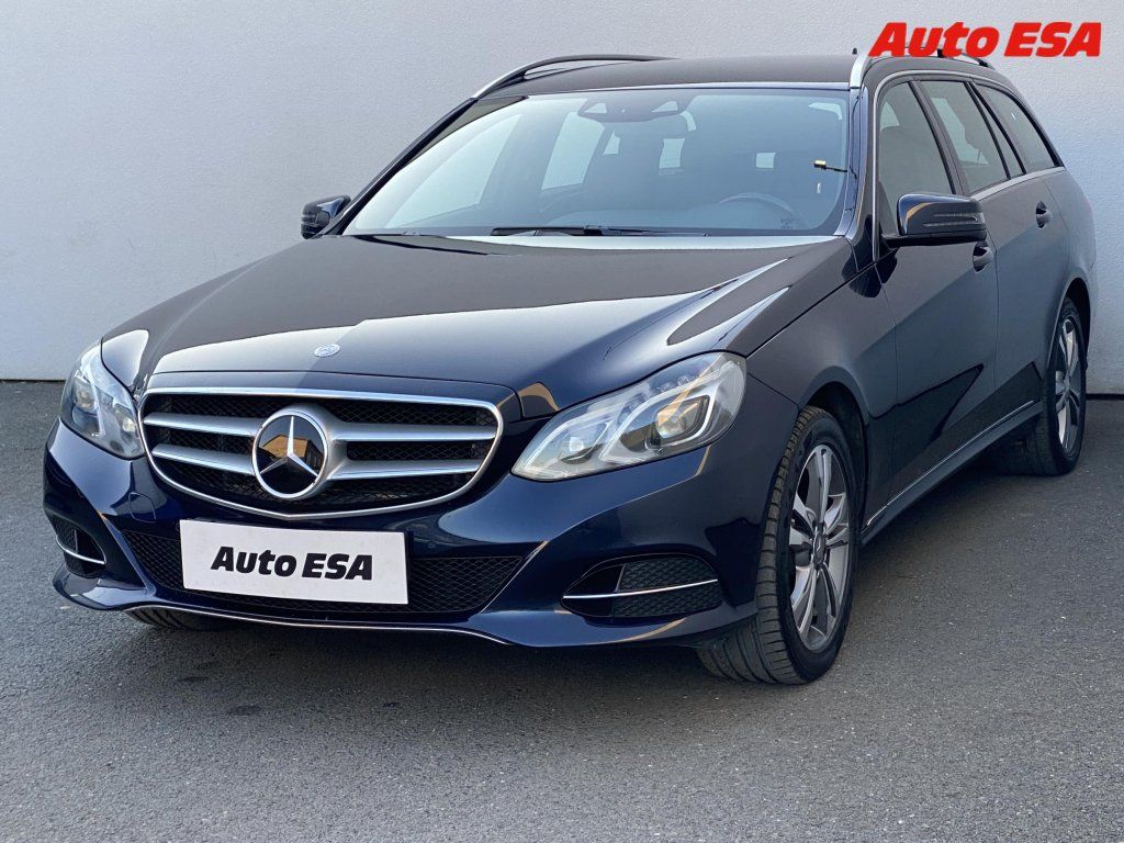 Mercedes-Benz Třídy E, 3.0 CDi E350 4M,Avantgarde - fotka 3