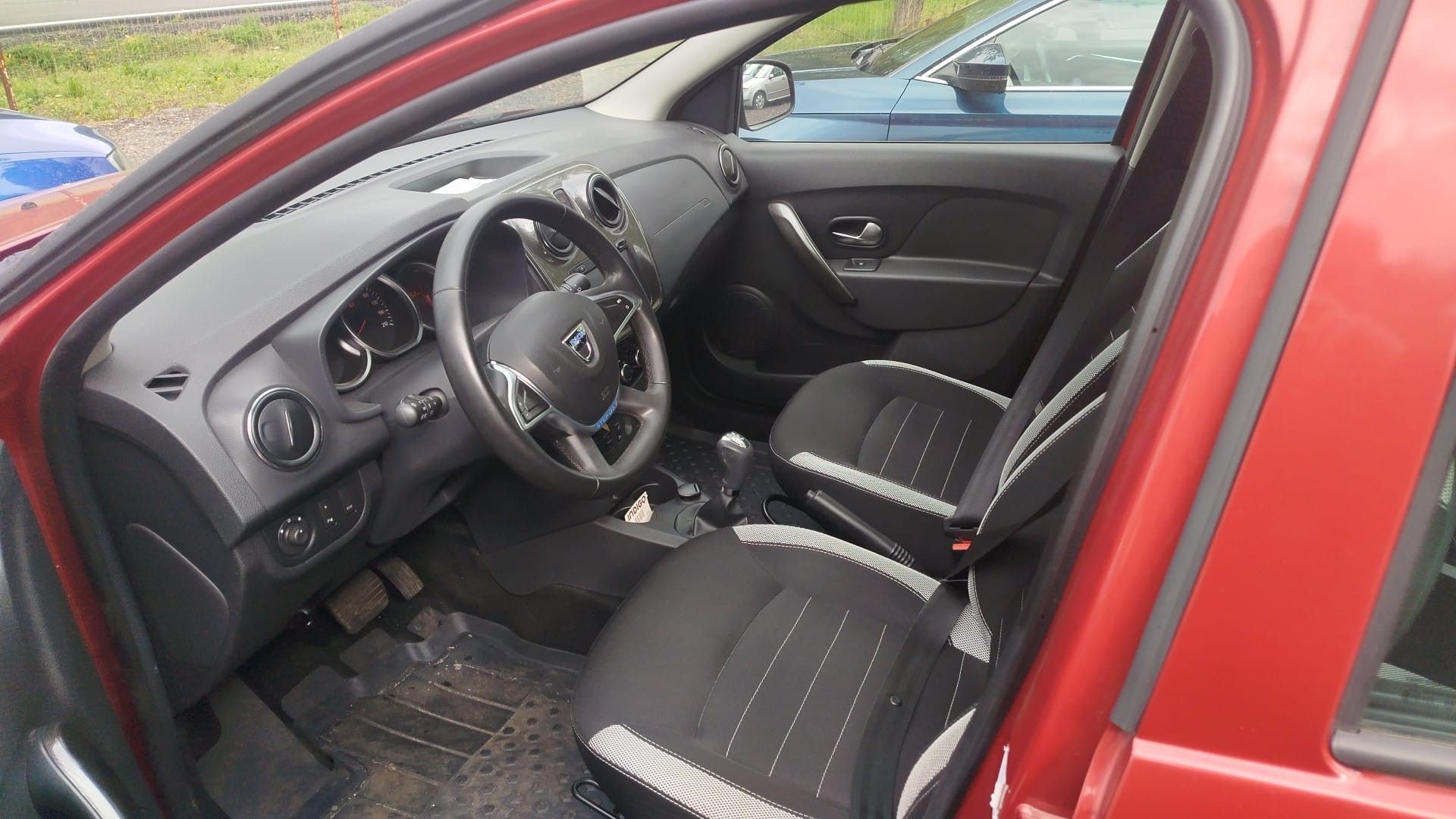 Dacia Sandero, Dacia Sandero Automat - fotka 6