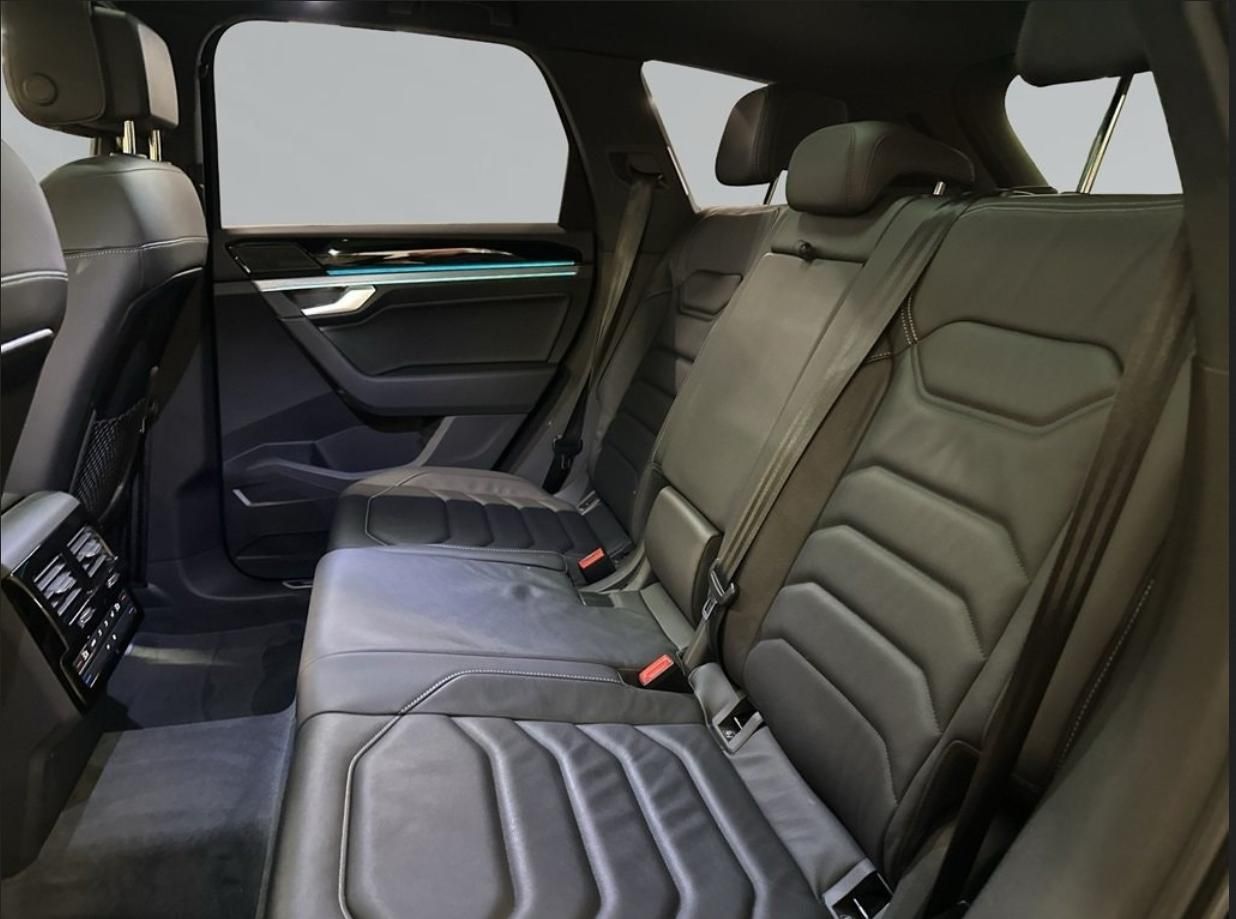 Volkswagen Touareg, R eHybrid 3.0 V6 TSI - fotka 5