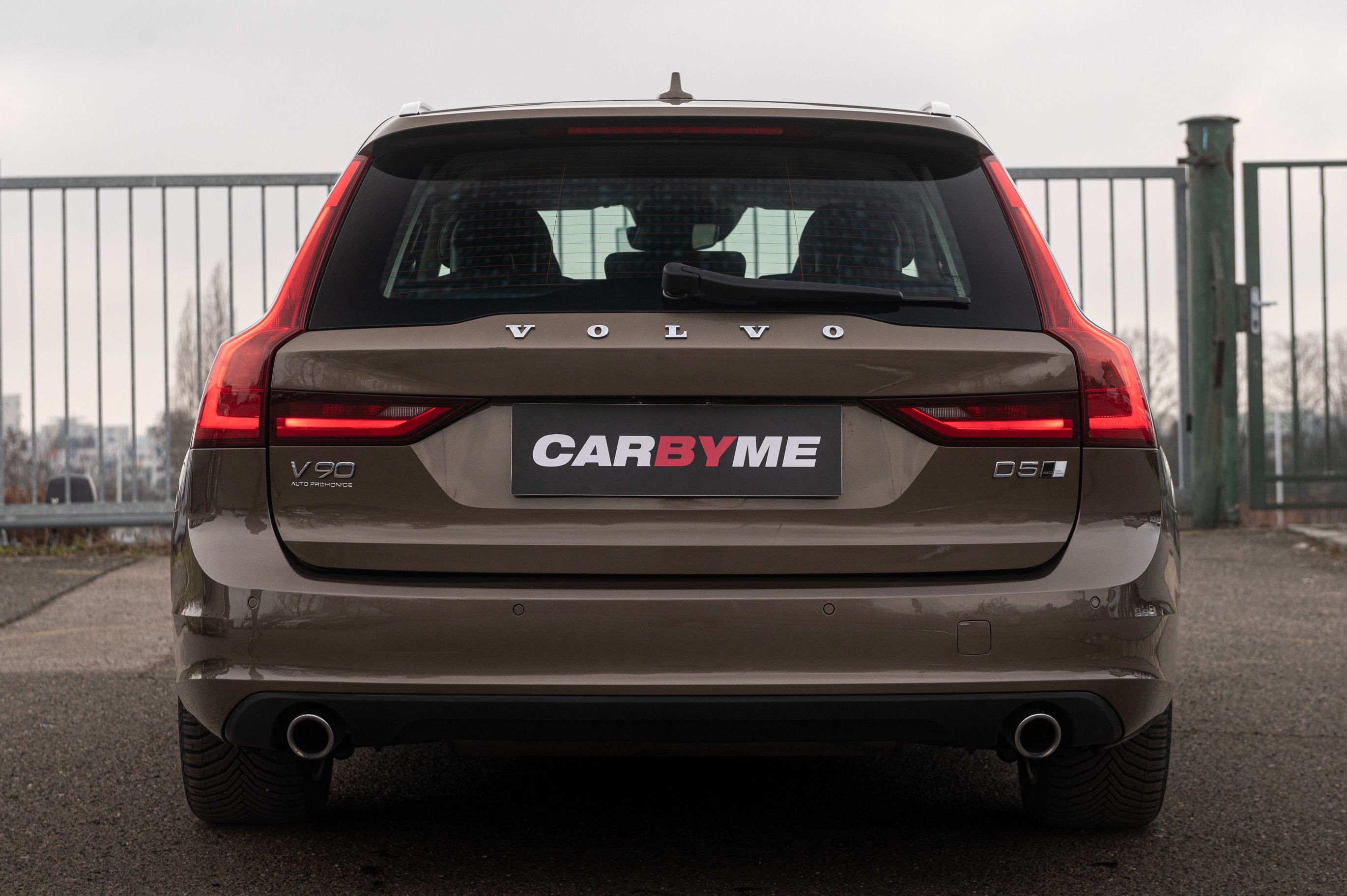 Volvo V90, D5 AWD Polestar 177kW,ČR,DPH - fotka 5
