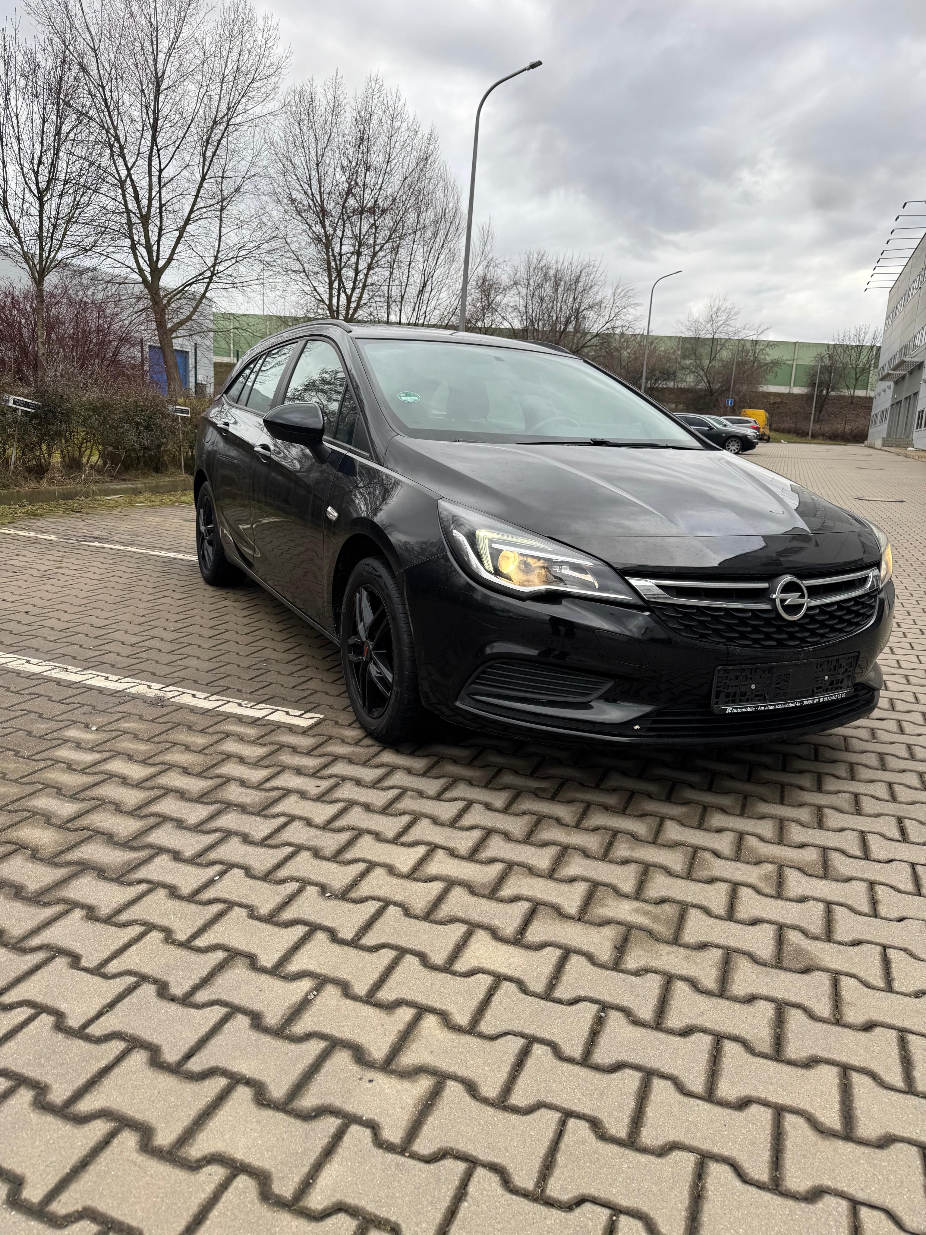 Opel Astra, 1.6 cdti - fotka 2
