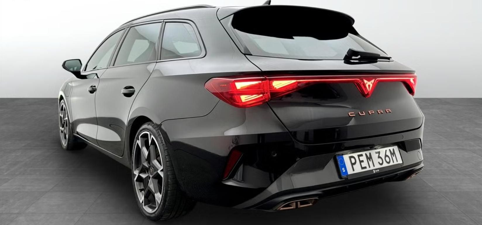 Cupra Leon, Sportstourer VZ 1.5 e-Hybrid - fotka 3