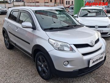 1.4 D-4D 4x4,AC,kůže