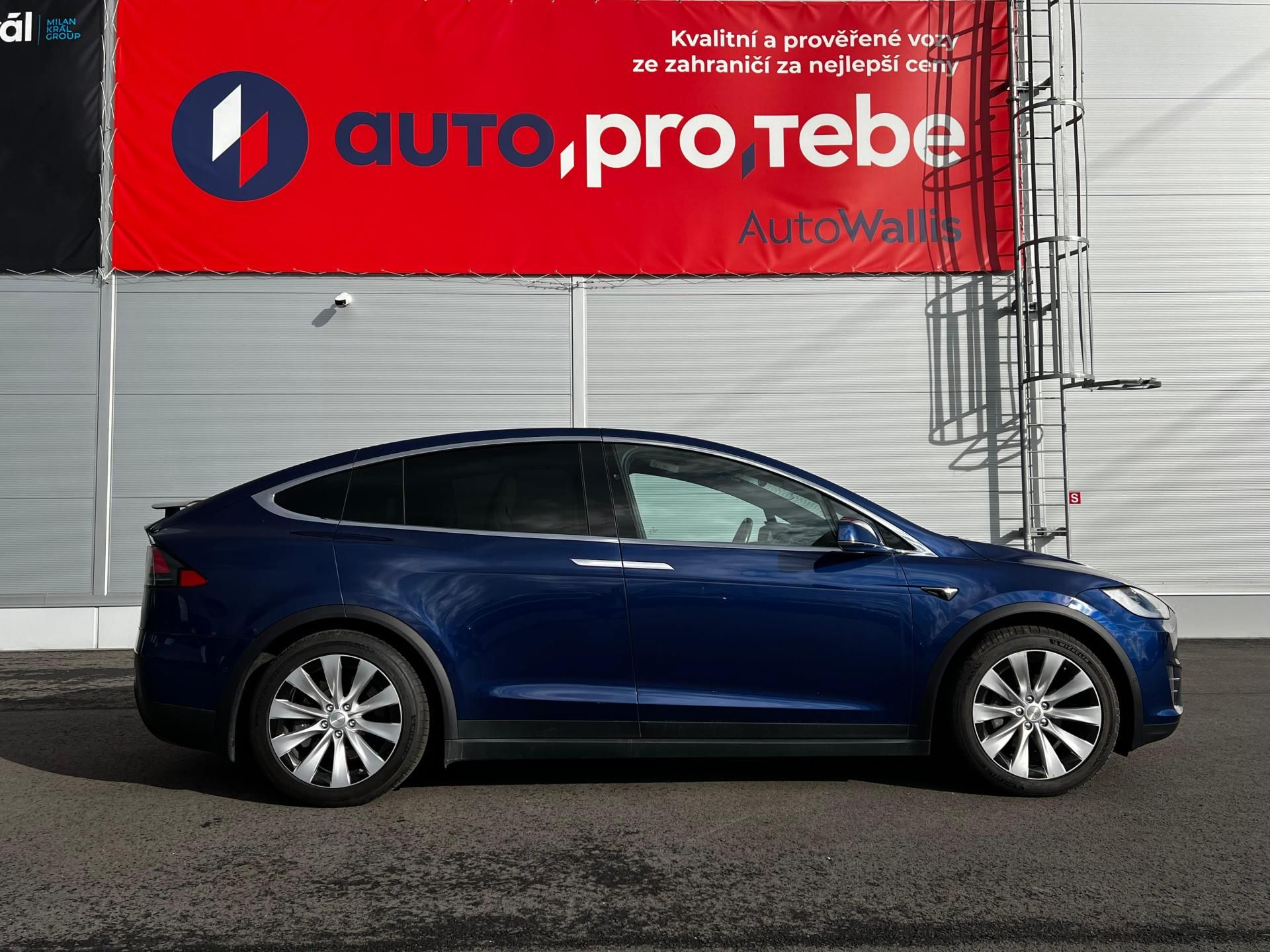 Tesla Model X, 100D AWD 386kW DPH TZ - fotka 3