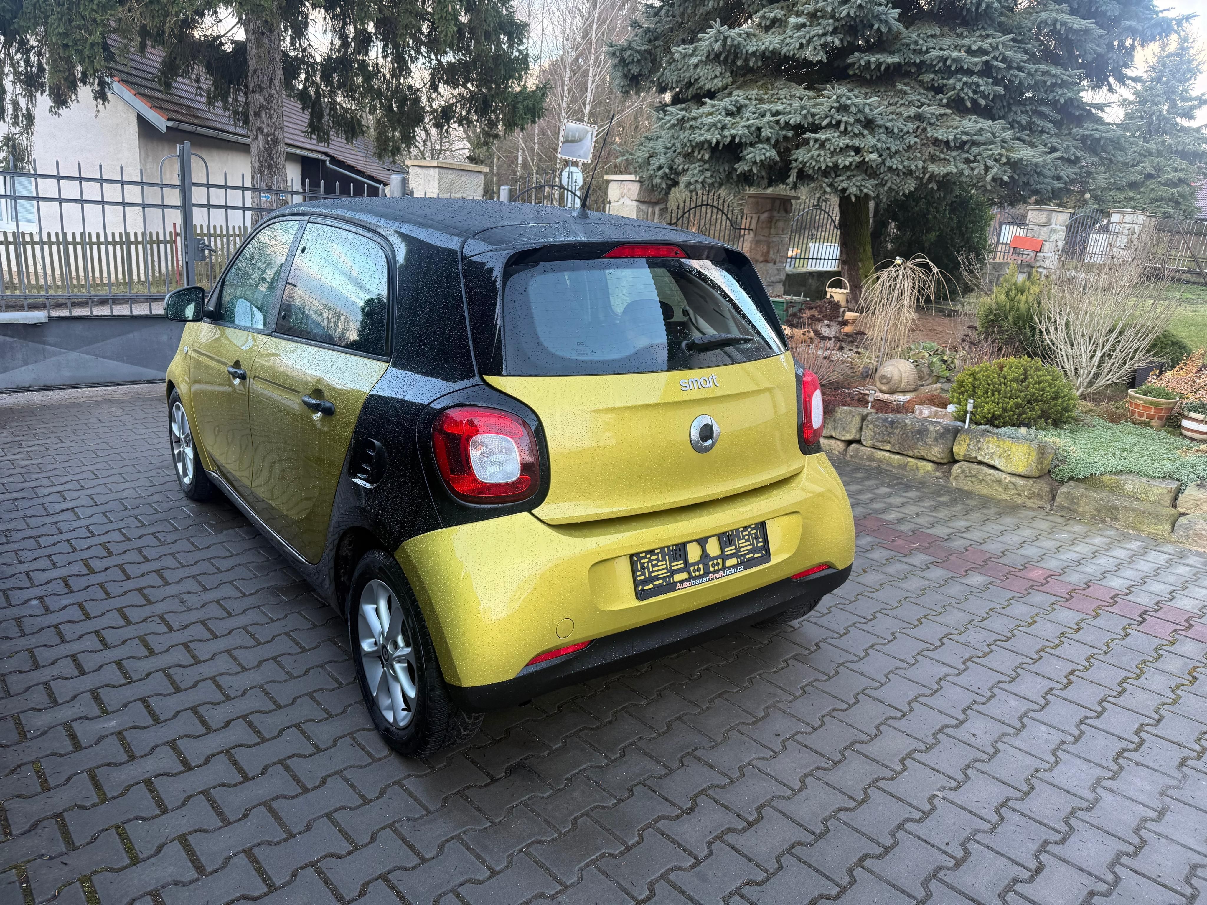 Smart Forfour, 1,0i /52 kw Nová STK klima - fotka 6