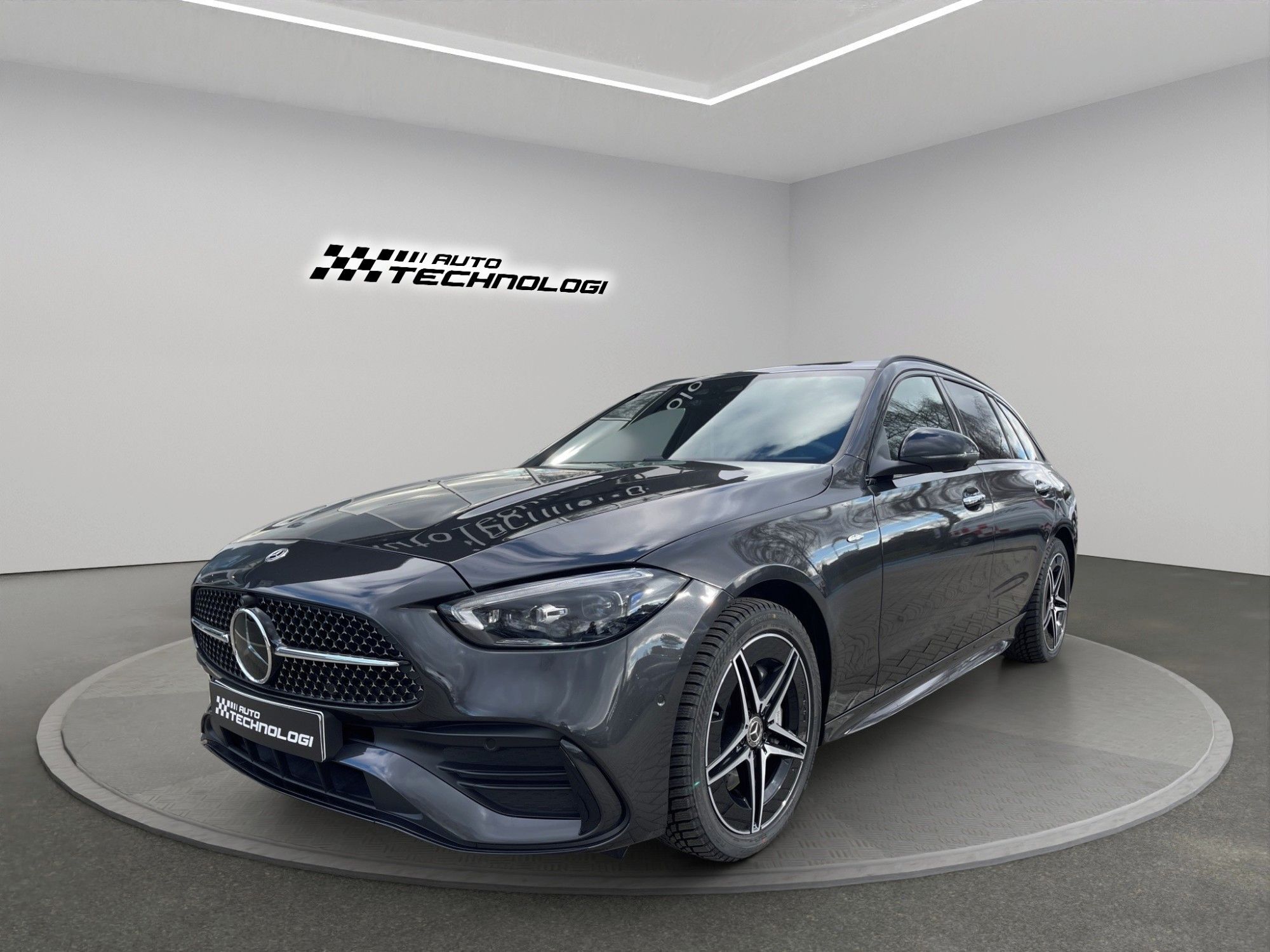 Mercedes-Benz Třídy C, 300de 4MATIC