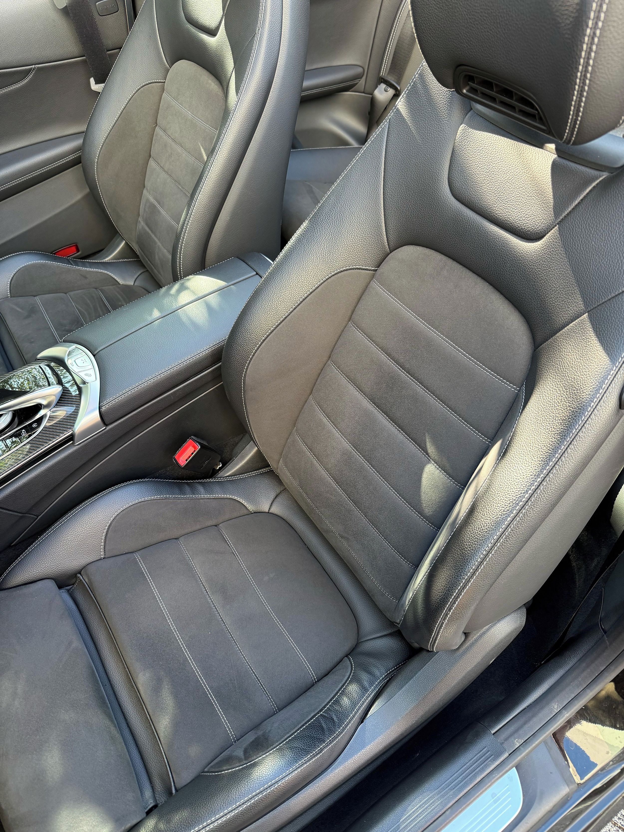 Mercedes-Benz Třídy C, C300 AMG - dokonalý stav - fotka 6