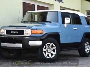 Toyota FJ Cruiser, Cruiser 4,0 VVT-i V6 AWD AT
