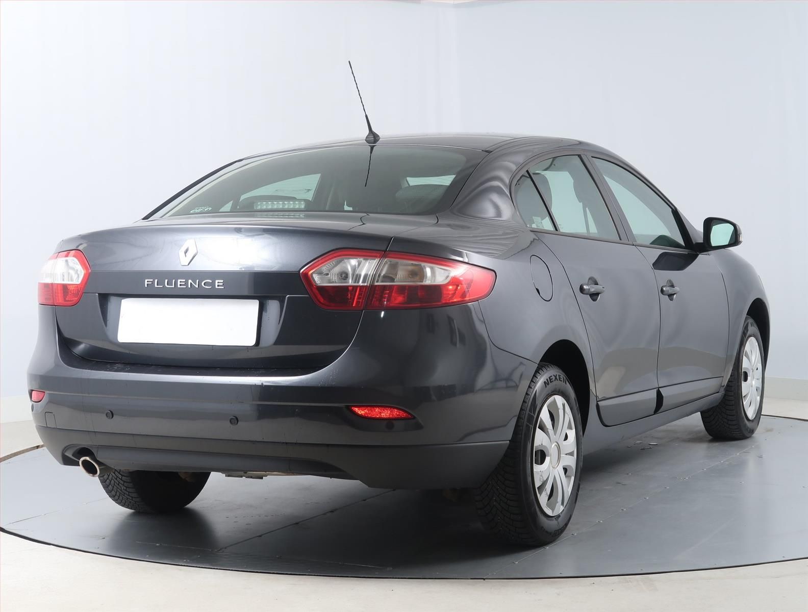 Renault Fluence, 1.6 16V, Klima, Tempomat - fotka 5