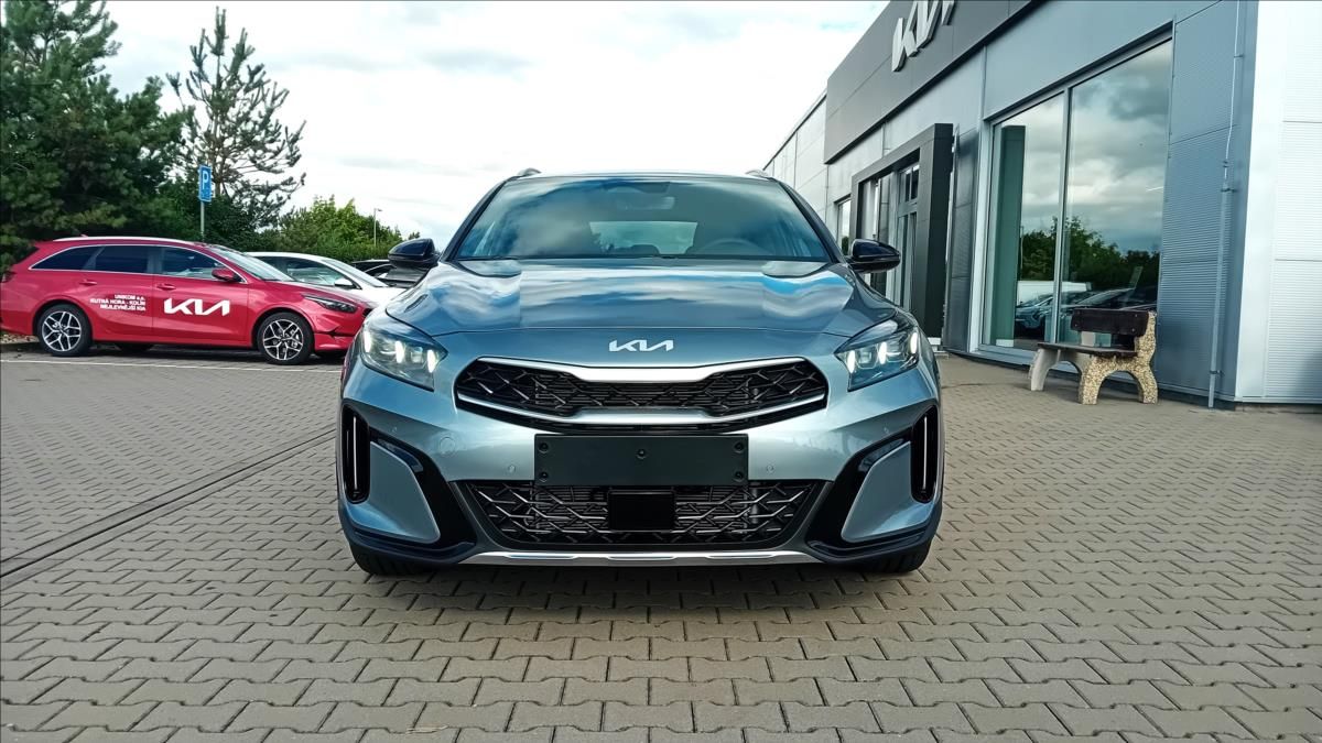 Kia XCee´d, 1,6 T-GDi GPF 7DCT STEEL EDIT. - fotka 2