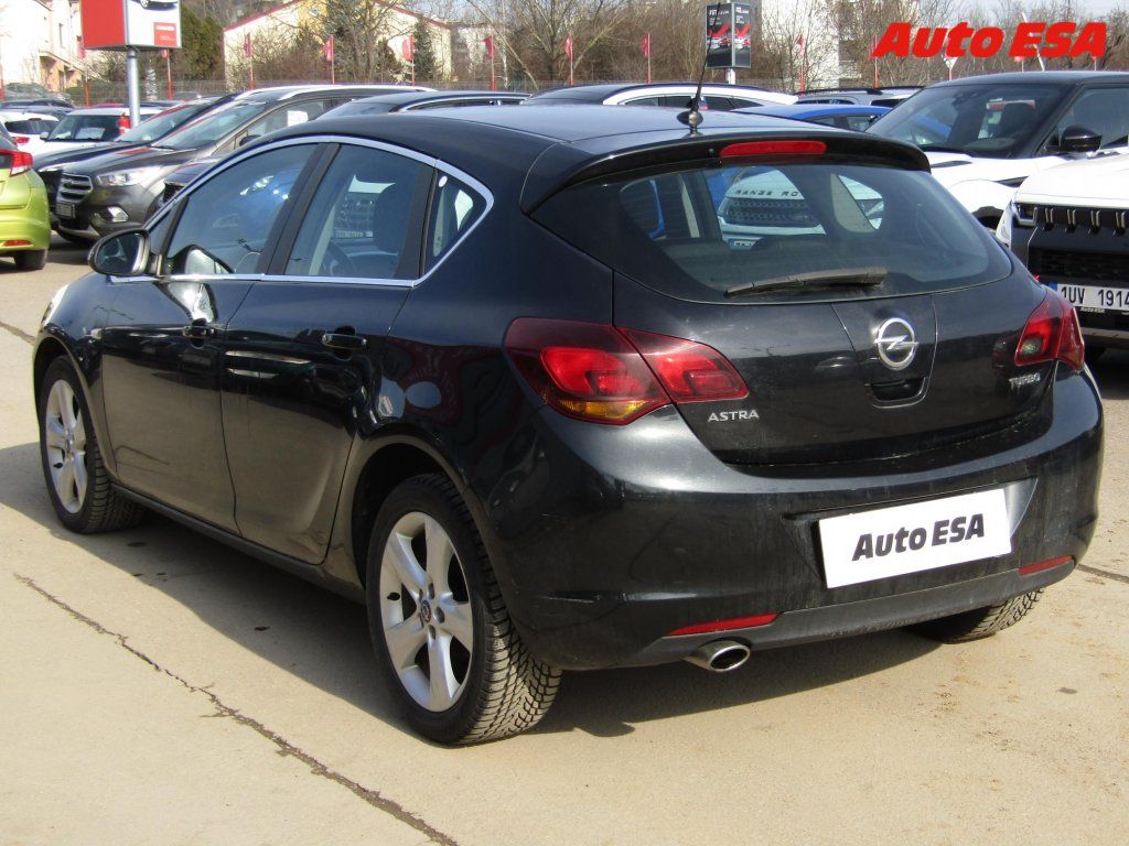 Opel Astra, 1.4i,ČR,Klima - fotka 5