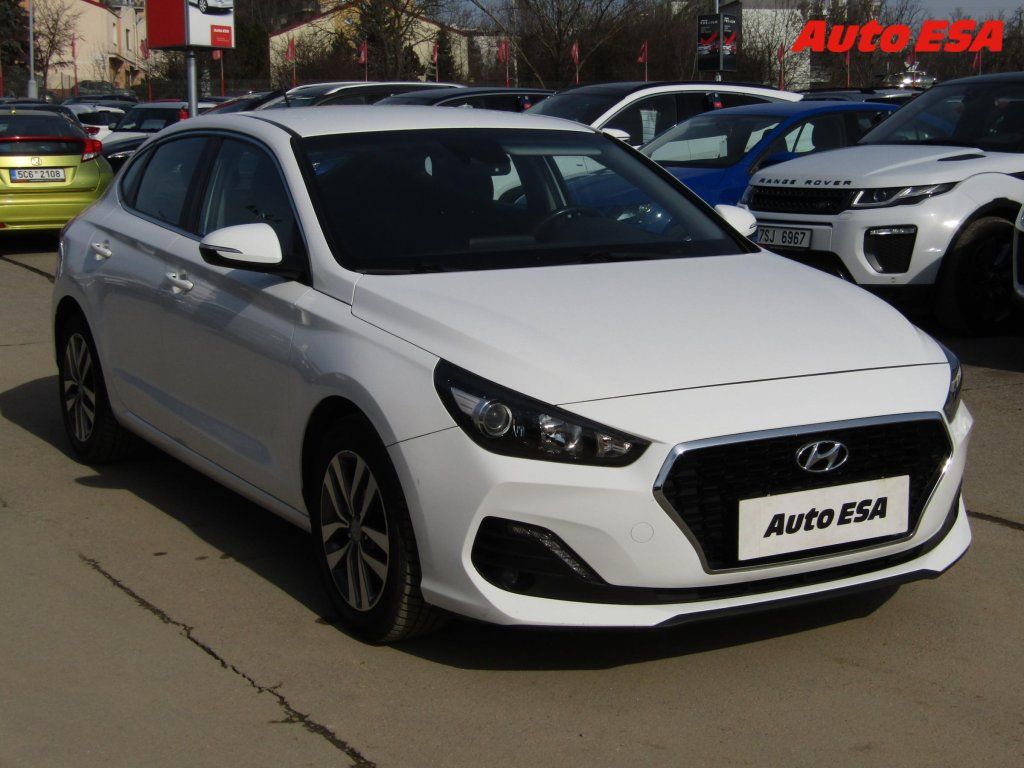 Hyundai i30, 1.6 CRDi Fastback,ČR