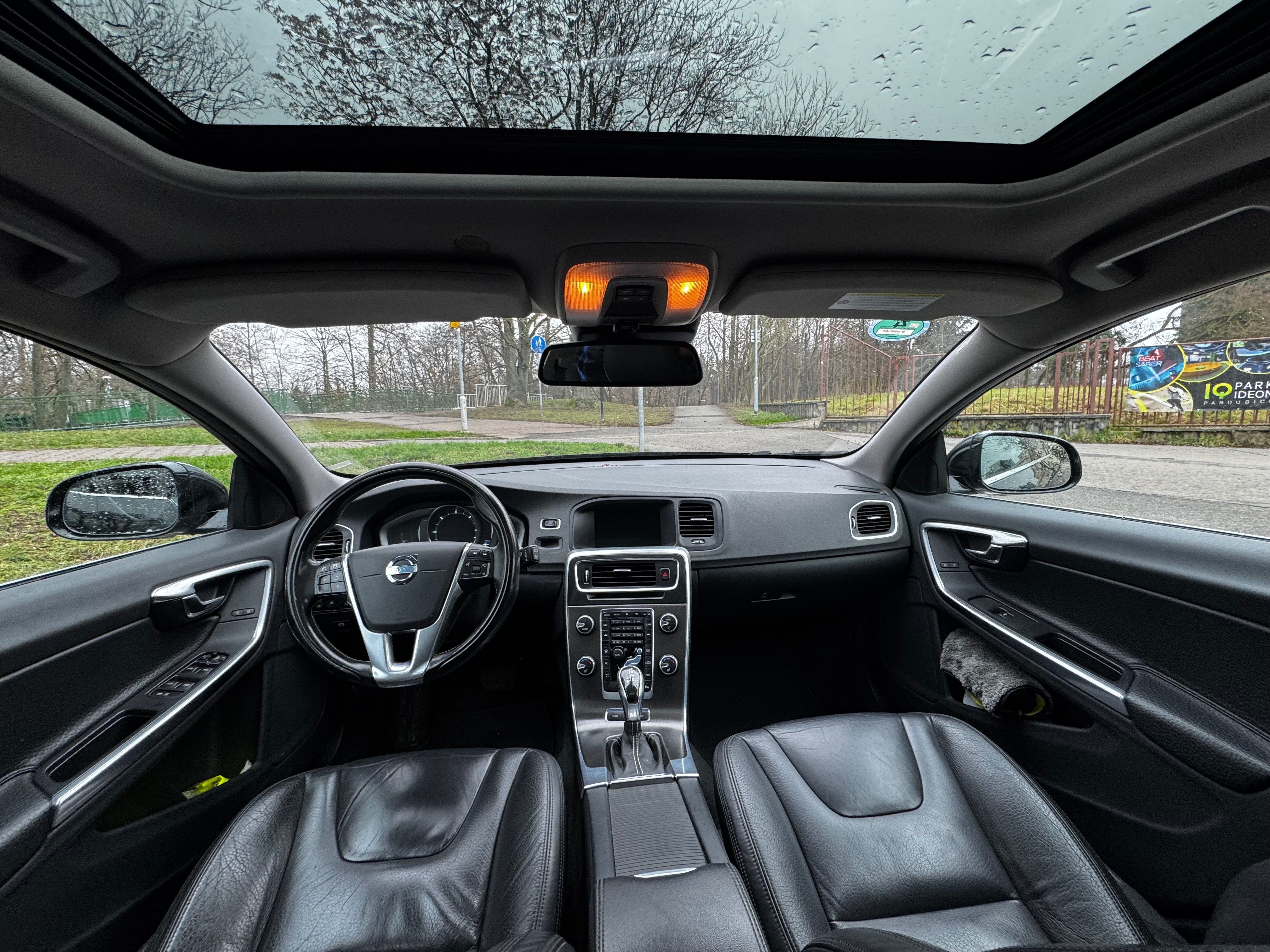 Volvo V60, Volvo V60 Hybrid (2.4 Diesel) - fotka 5