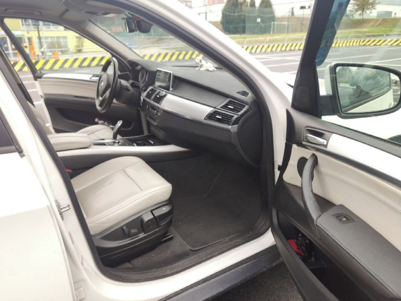 BMW X5, XDrive 4.0D  225kW - fotka 6