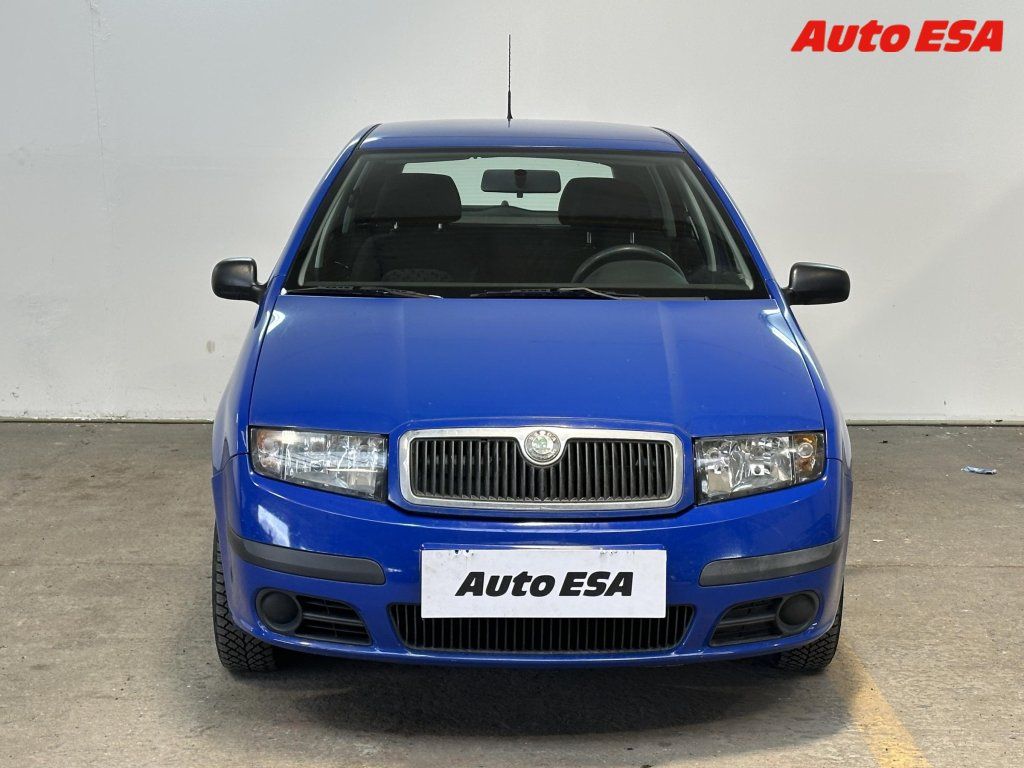Škoda Fabia, 1.2i,servis.kniha - fotka 2