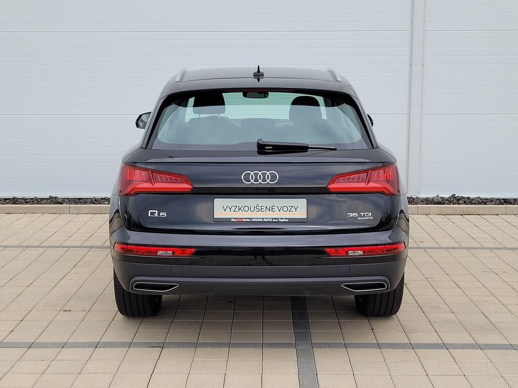Audi Q5, 35 TDI quattro S tronic 2.0 TD - fotka 6