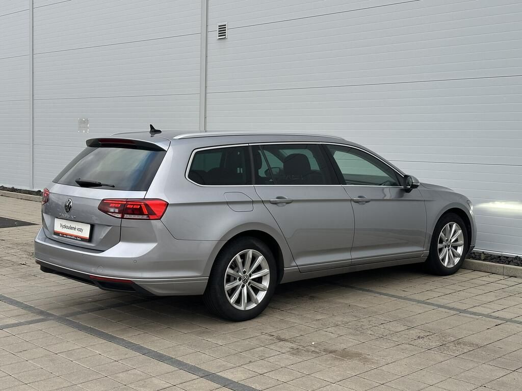 Volkswagen Passat Variant, Business 1.5 TSI 110 kW - fotka 5