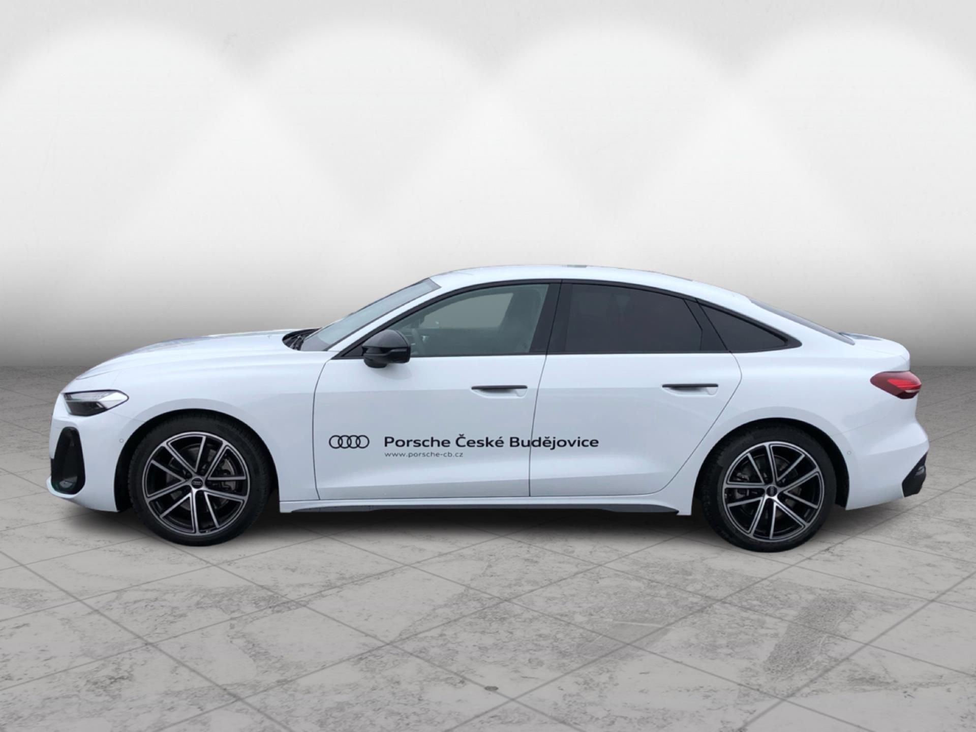 Audi A5, 2,0 TDI - fotka 3