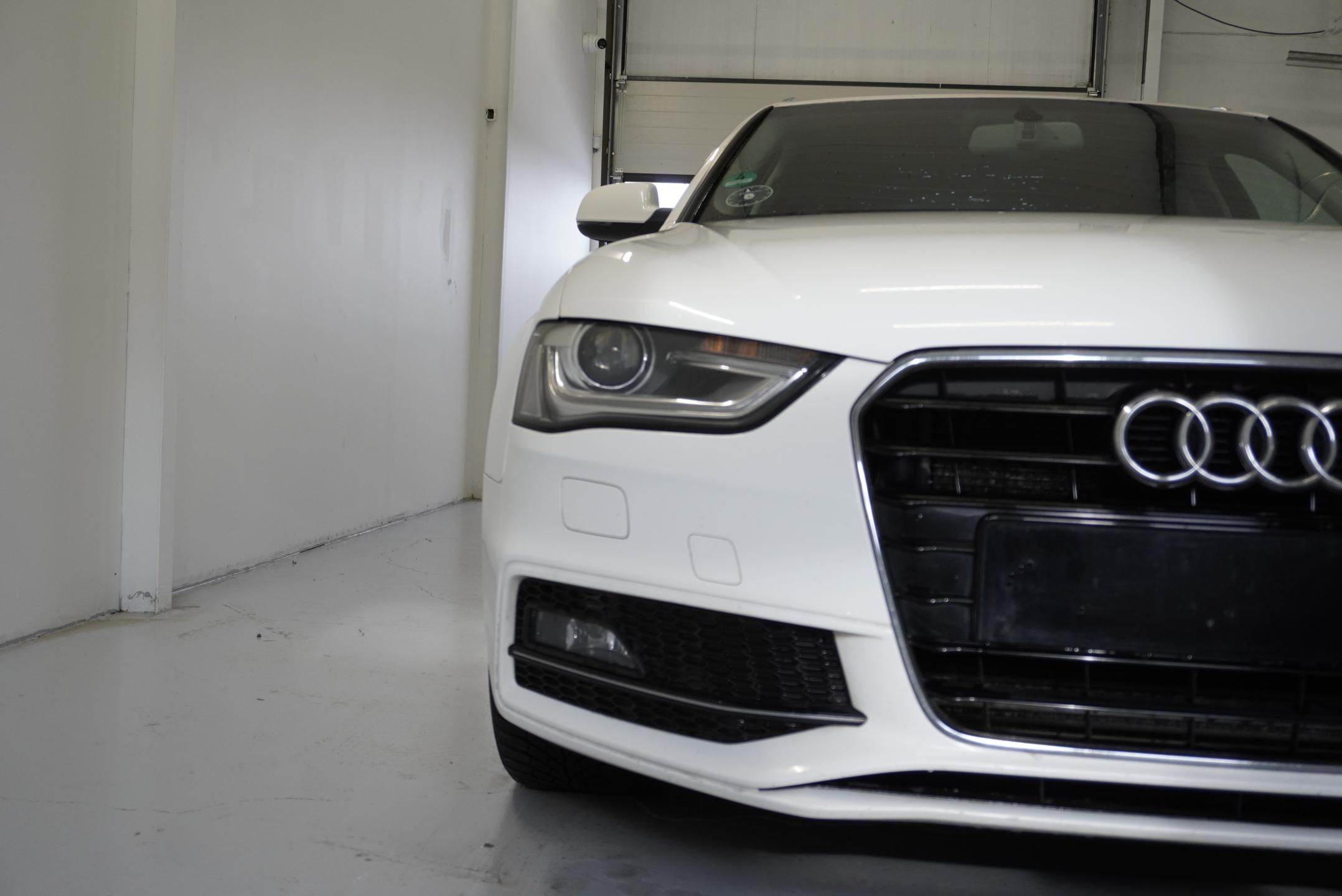 Audi A4 Avant, 3.0TDi 150 kW AUTOMAT - fotka 4