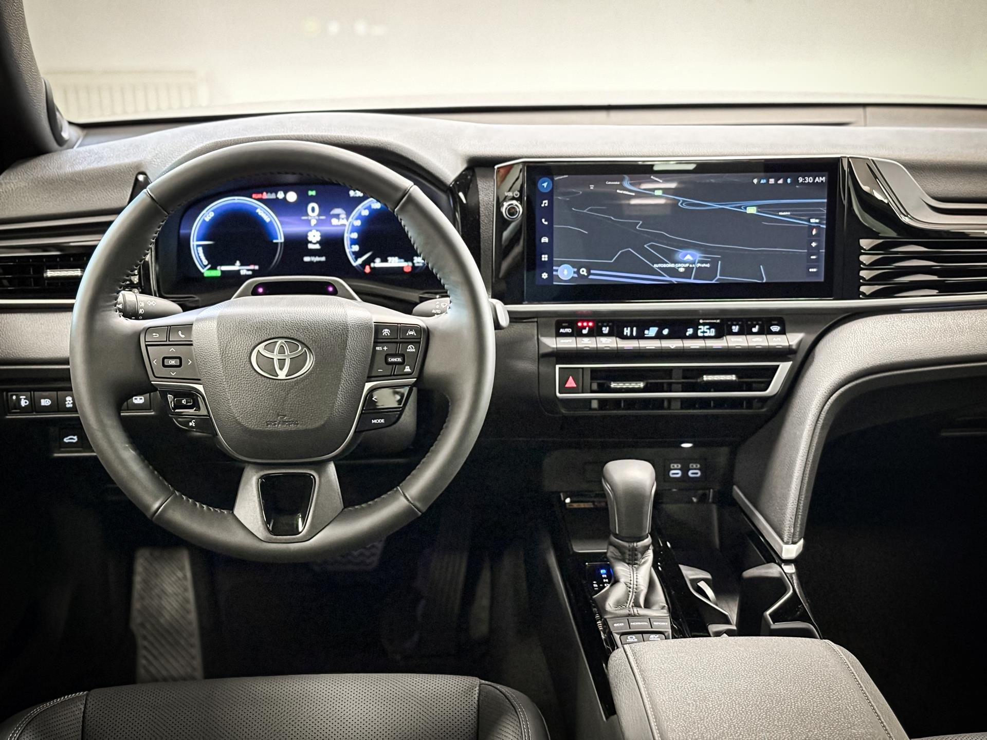 Toyota Camry, 2.5 Hybrid, CVT, Executive - fotka 5