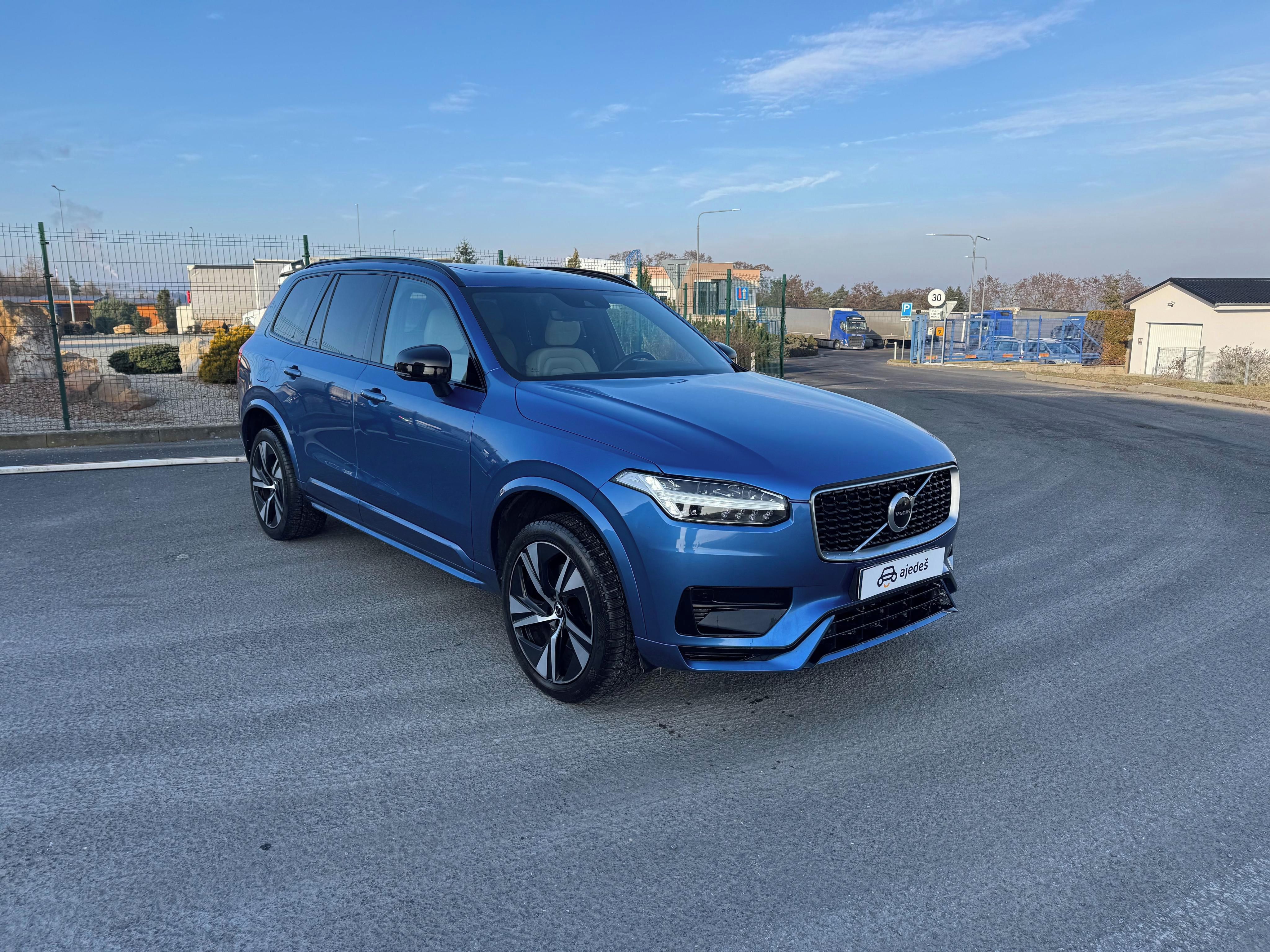 Volvo XC90, B5 AWD R-Desing/servis/ČR/pano - fotka 2