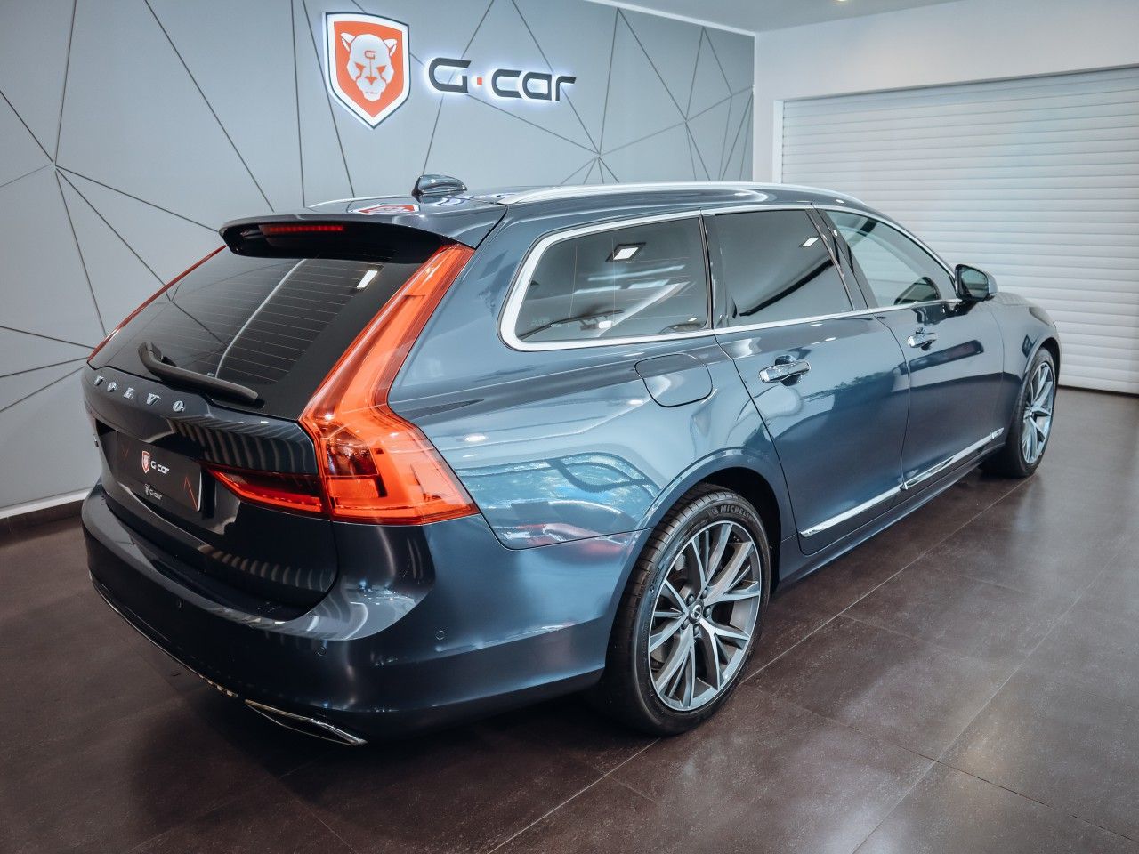 Volvo V90, 2.0 T8 AWD - Inscription TOP - fotka 5