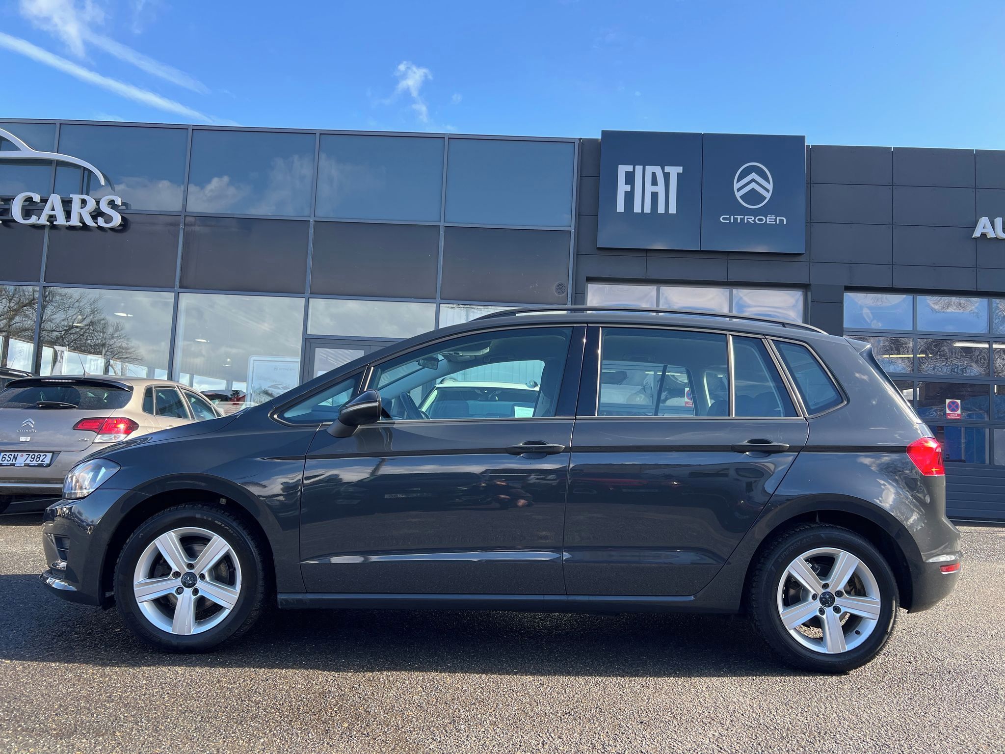 Volkswagen Golf Sportsvan, 1.2 TSi 86k SERVIS ZÁRUKA - fotka 4
