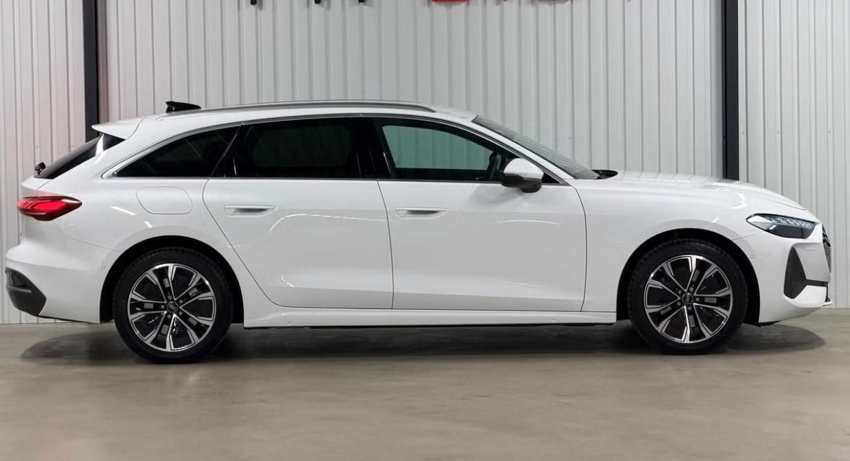 Audi A5, Avant 2.0 TDI Q Matrix Tažné - fotka 6