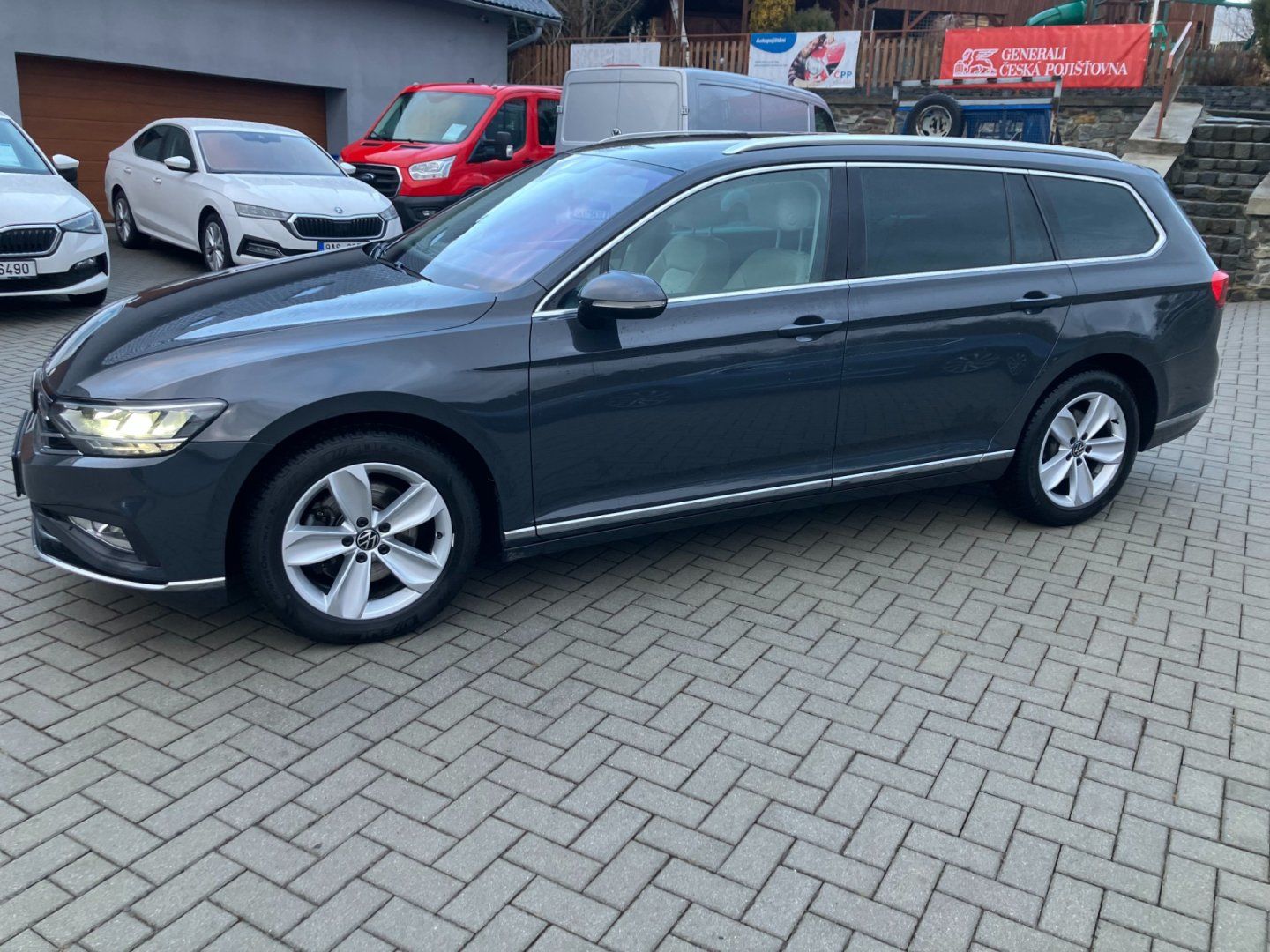 Volkswagen Passat Variant, 2.0TDI 110kW ELEGANCE ALCANTAR - fotka 6