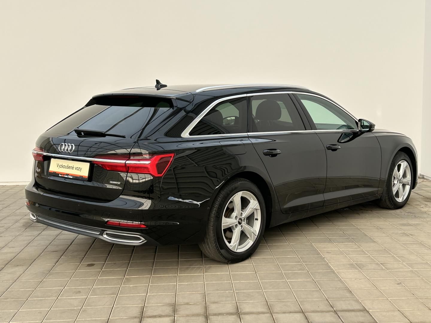 Audi A6 Avant, 2.0TDI 150kW 4x4  Sport - fotka 2