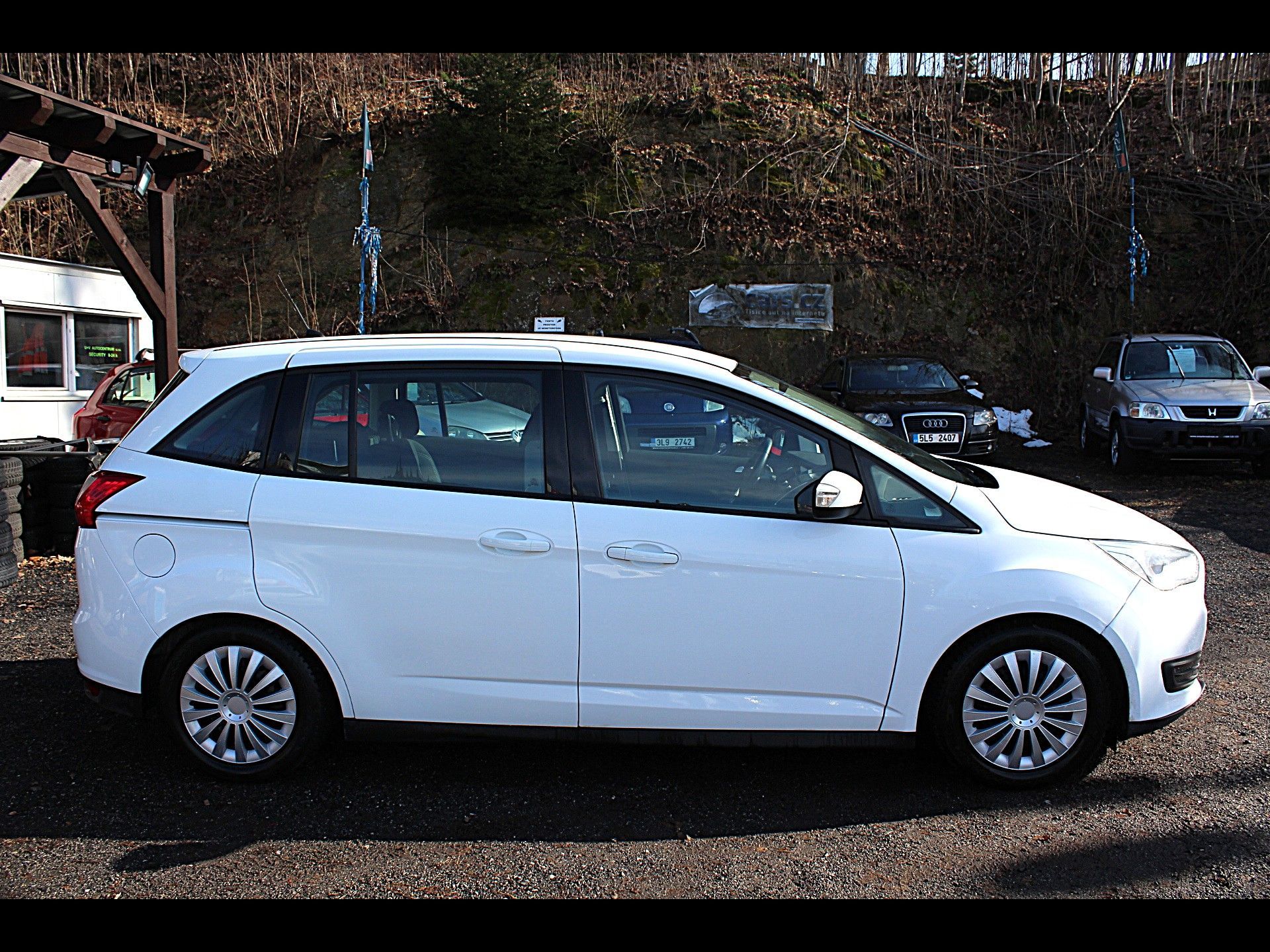 Ford Grand C-MAX, 1.0 74 kW serv. knížka - fotka 5