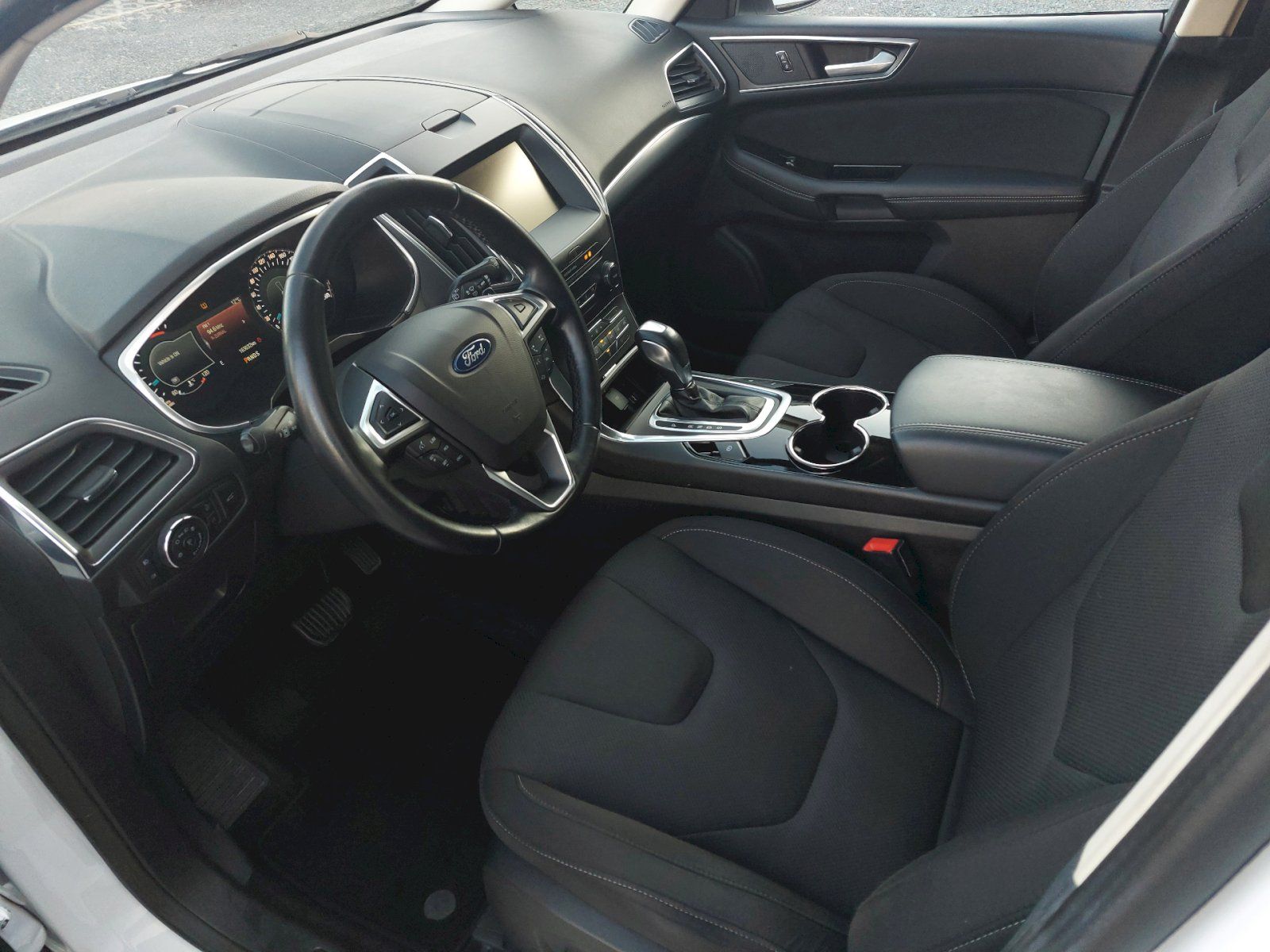 Ford S-MAX, Titanium Automat 4x4 2.0TDCi 1 - fotka 6