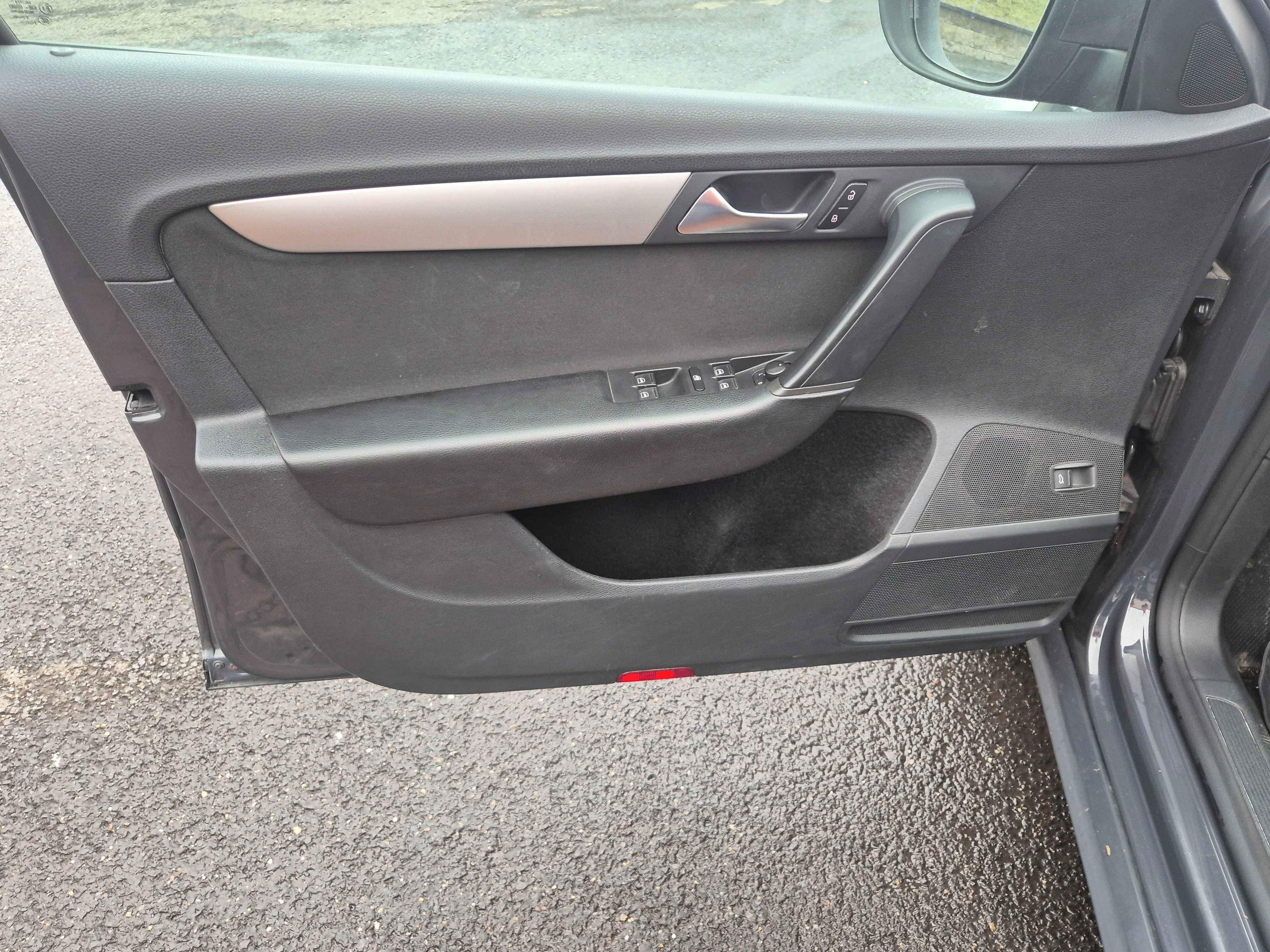 Volkswagen Passat, 2.0TDI - fotka 6