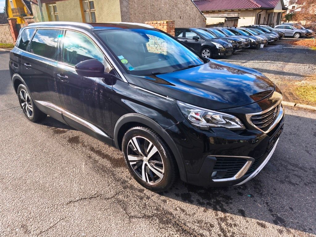 Peugeot 5008, 2,0HDi+MANUÁL+ZÁRUKA KM - fotka 4